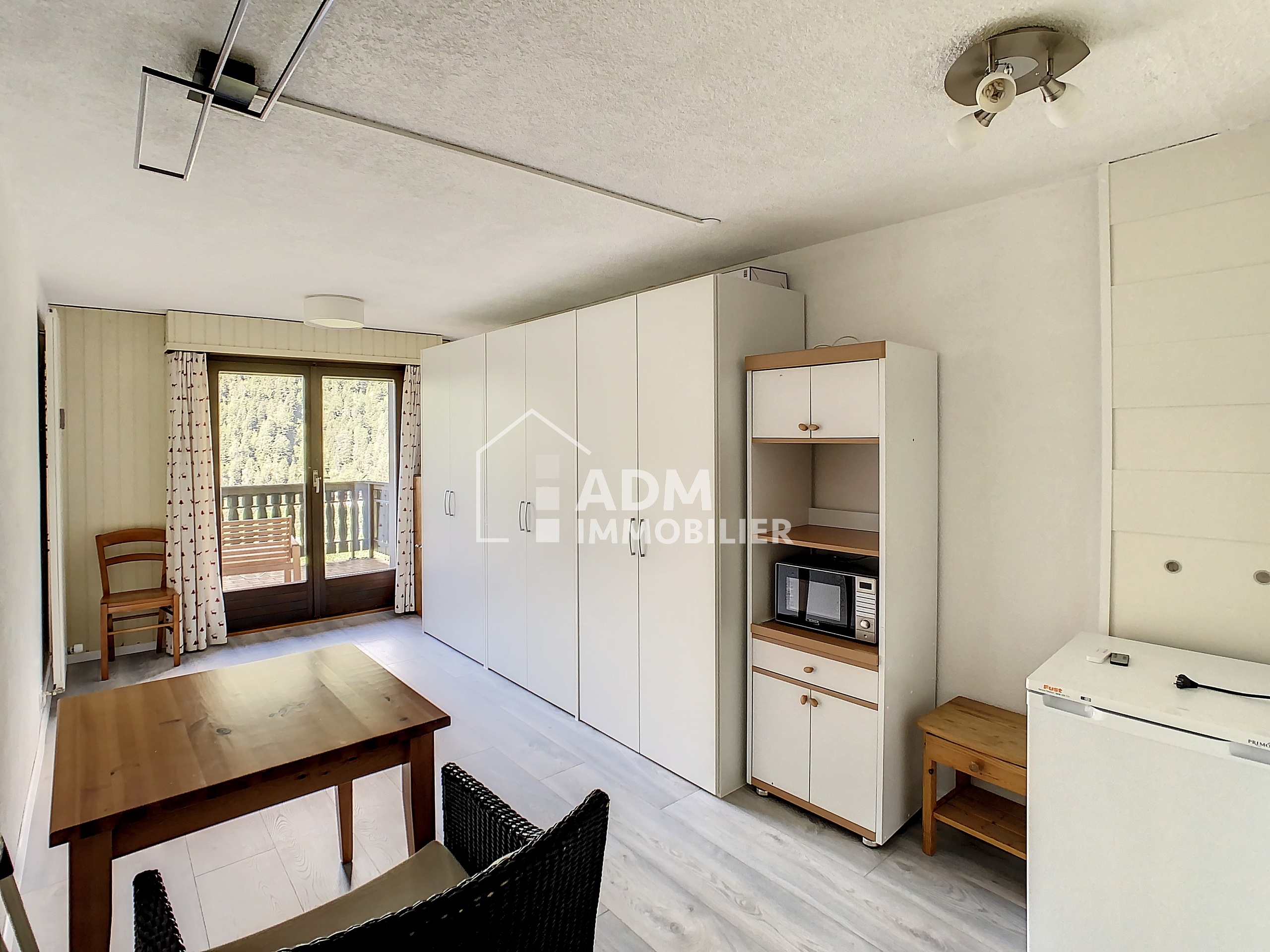 Studio attenant Studio attenant