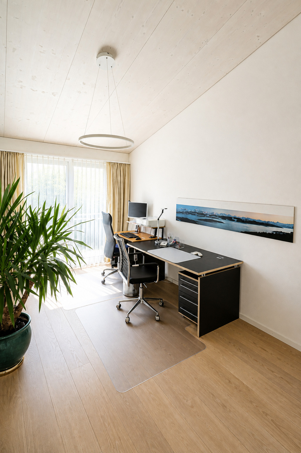 Interior view 5