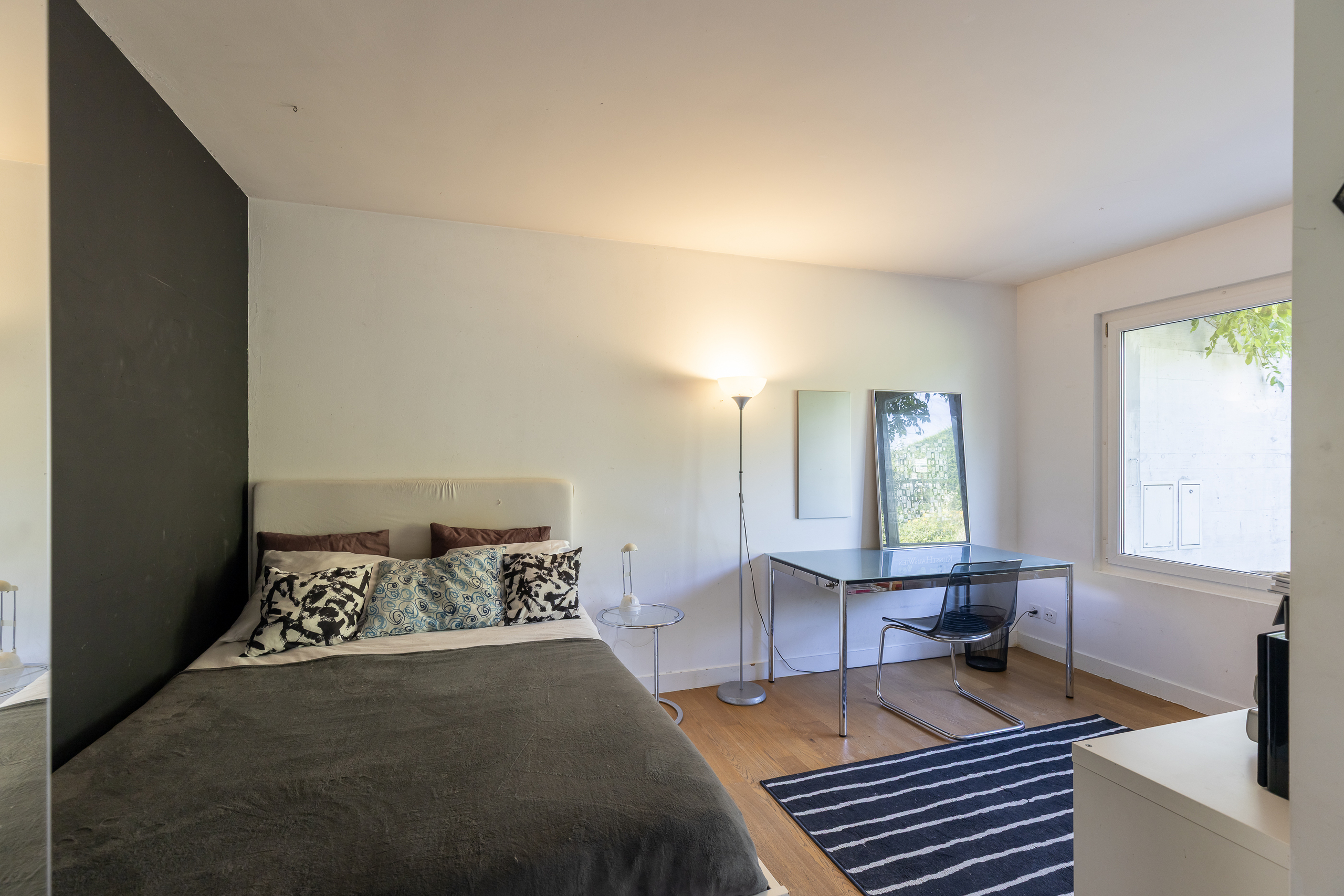 Interior view 12