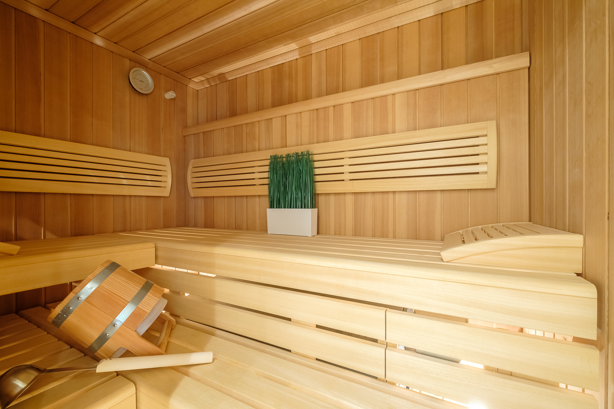 Interior view 6