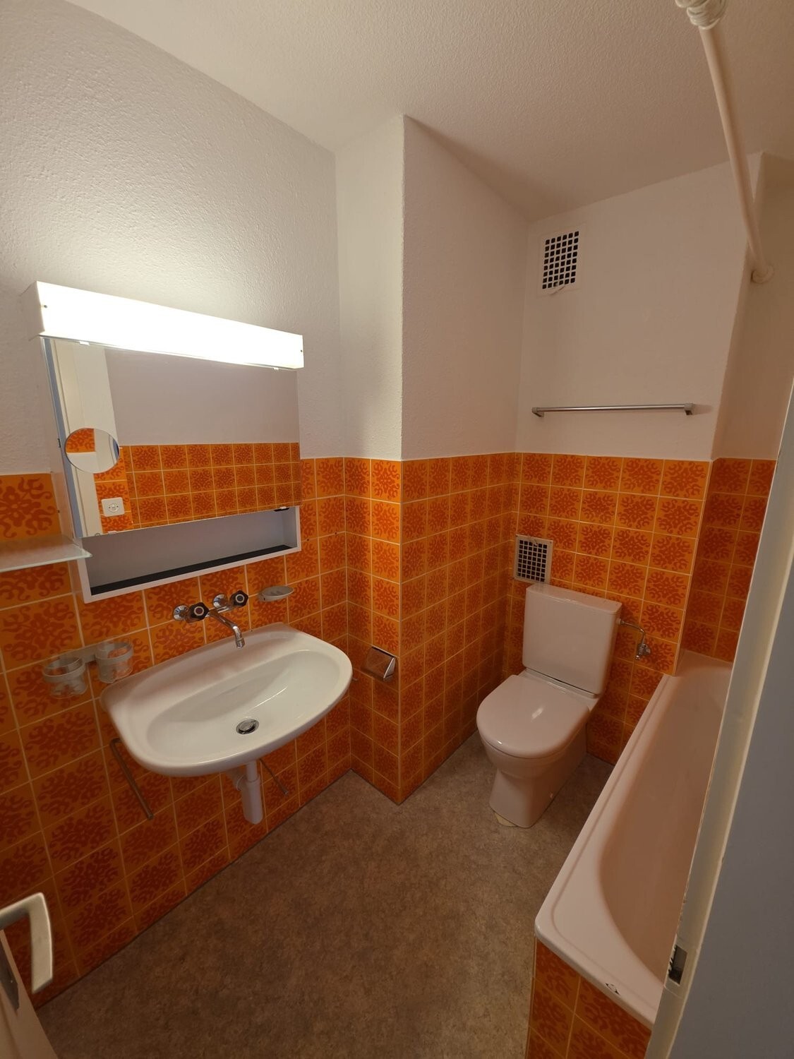 Picture 2