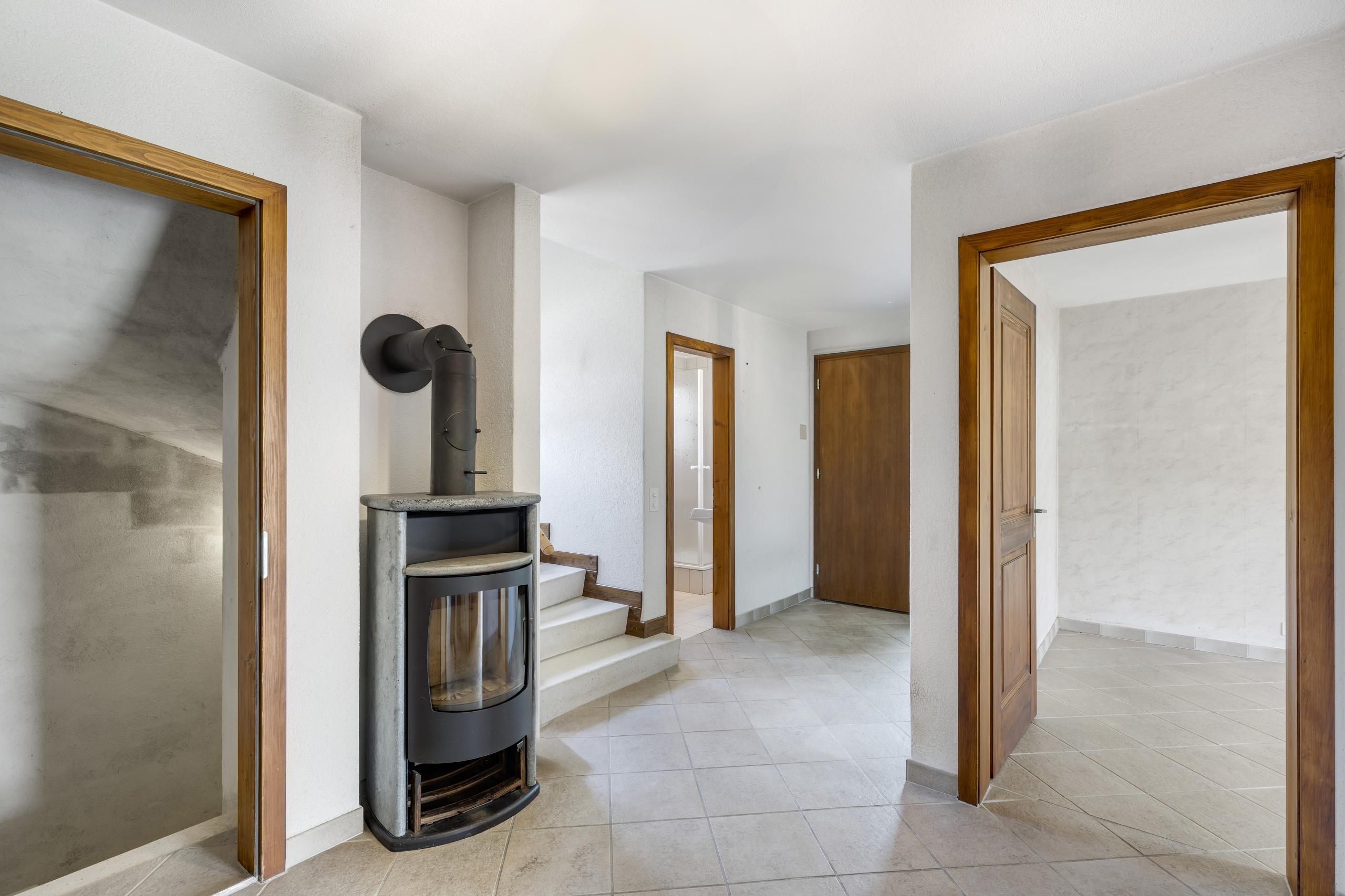 Hall avec poele suédois Hall avec poele suédois