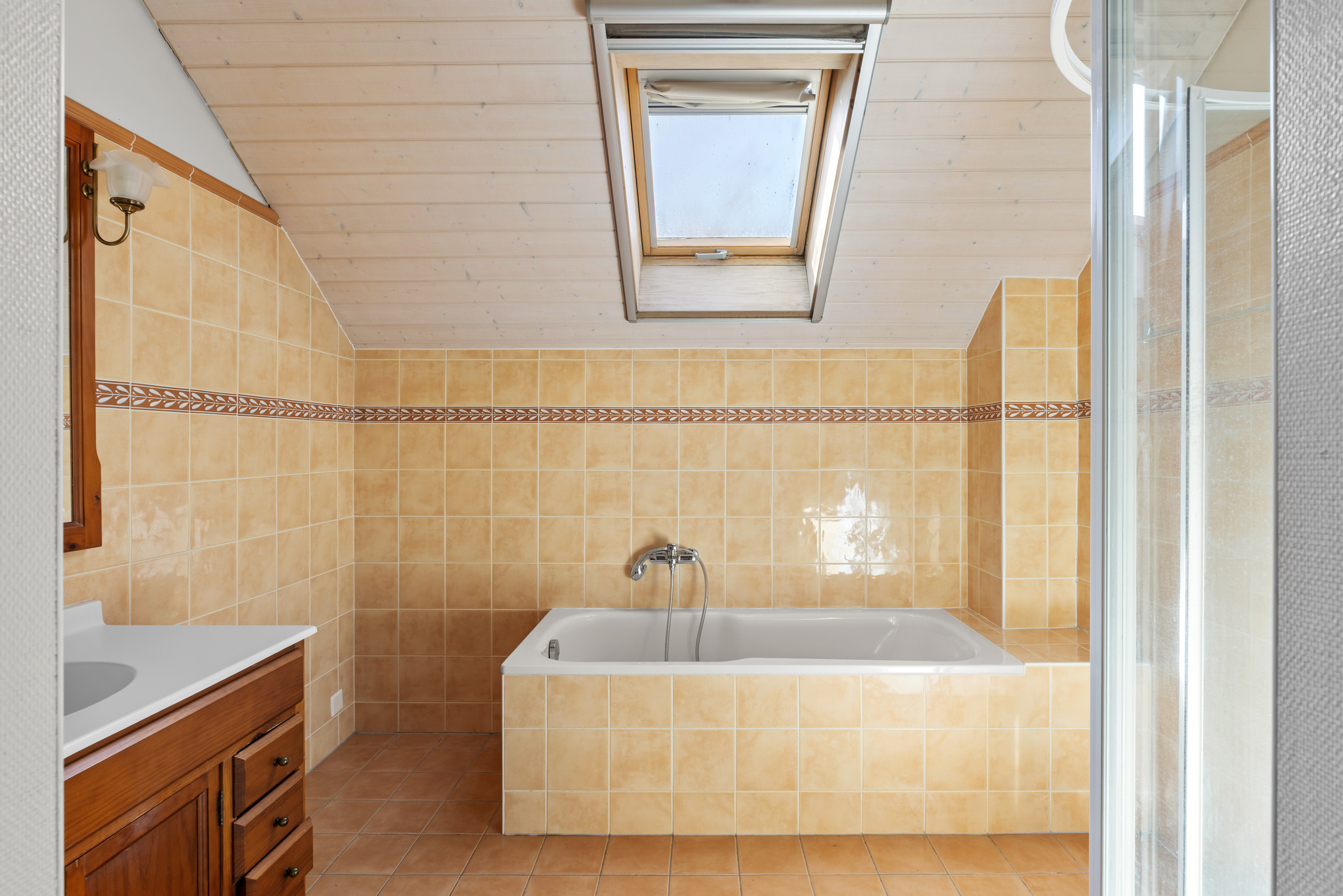 Salle de bains de la chambre parents