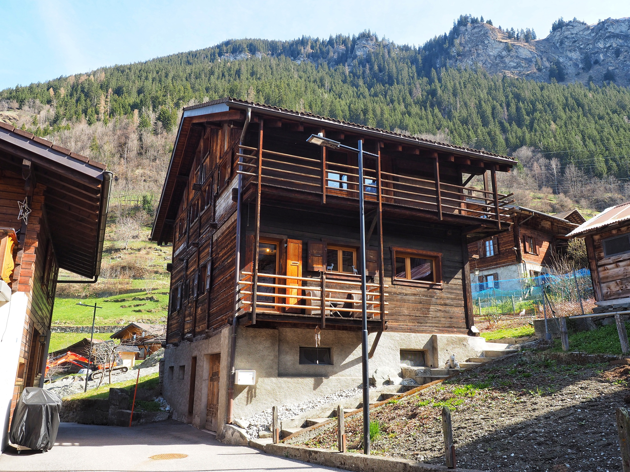 Exterior view 1