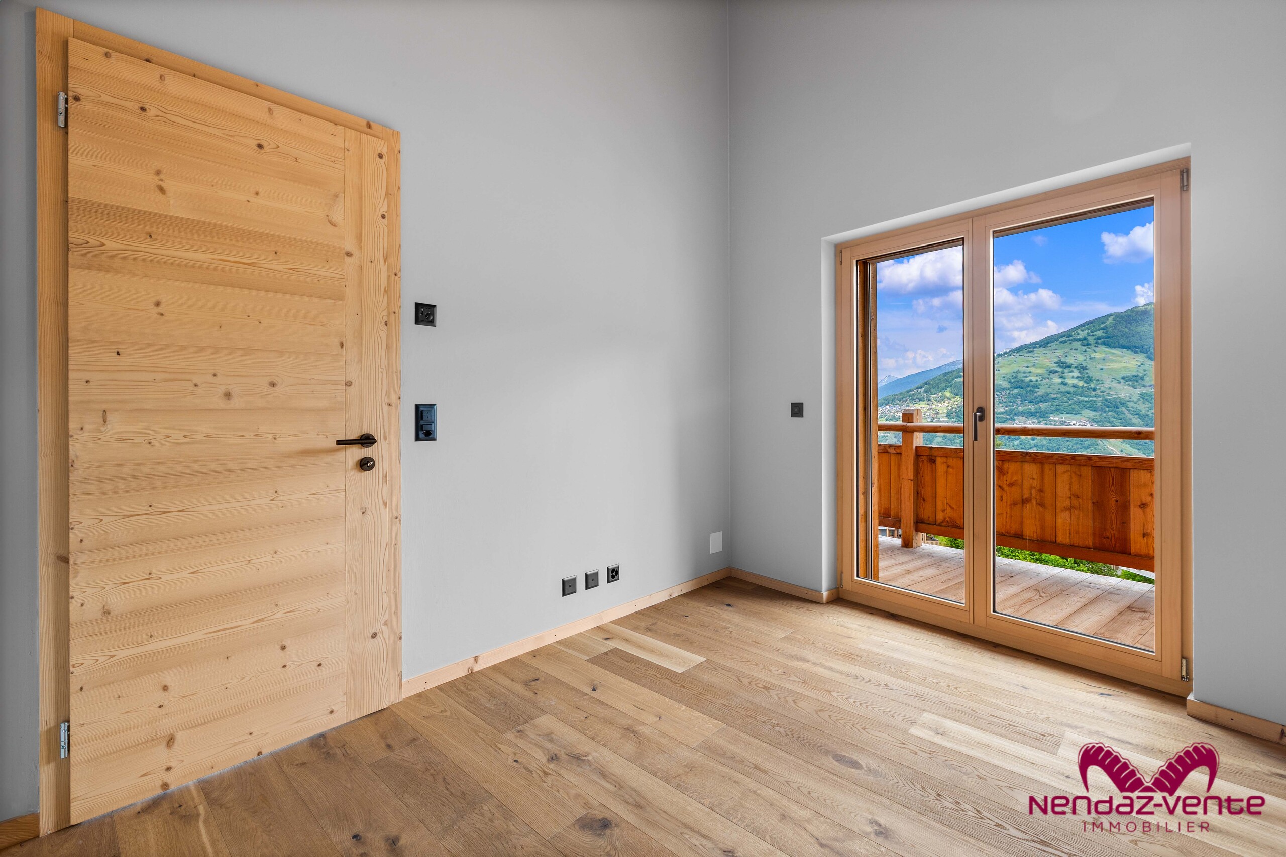 Interior view 2