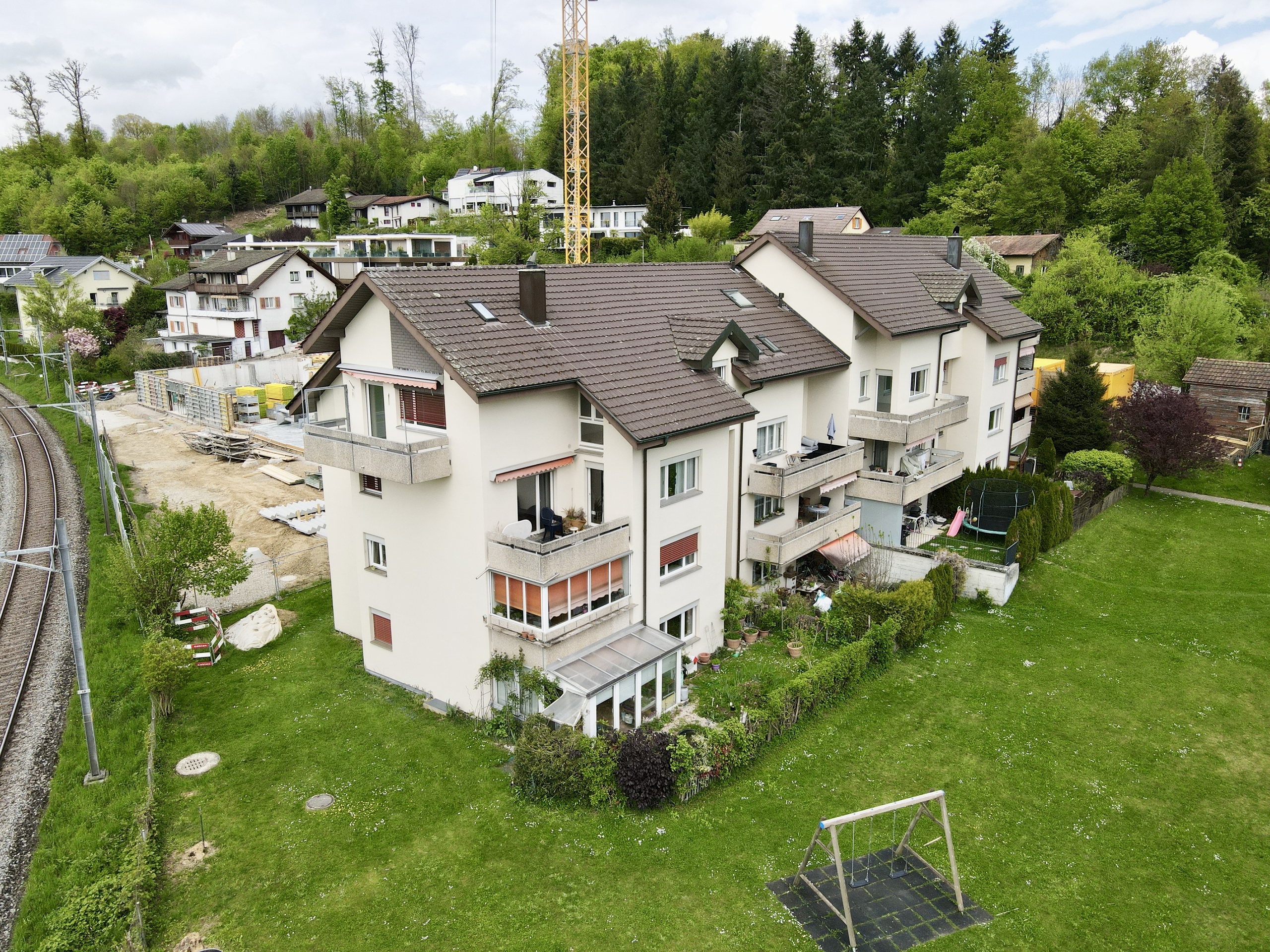 Exterior view 1
