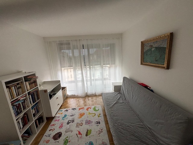 Interior view 6