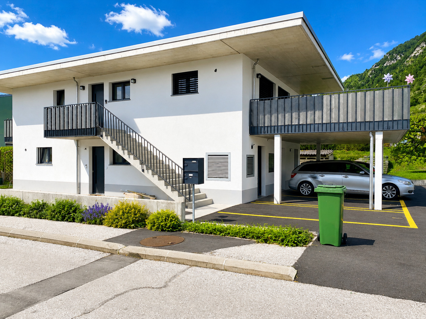 Exterior view 1