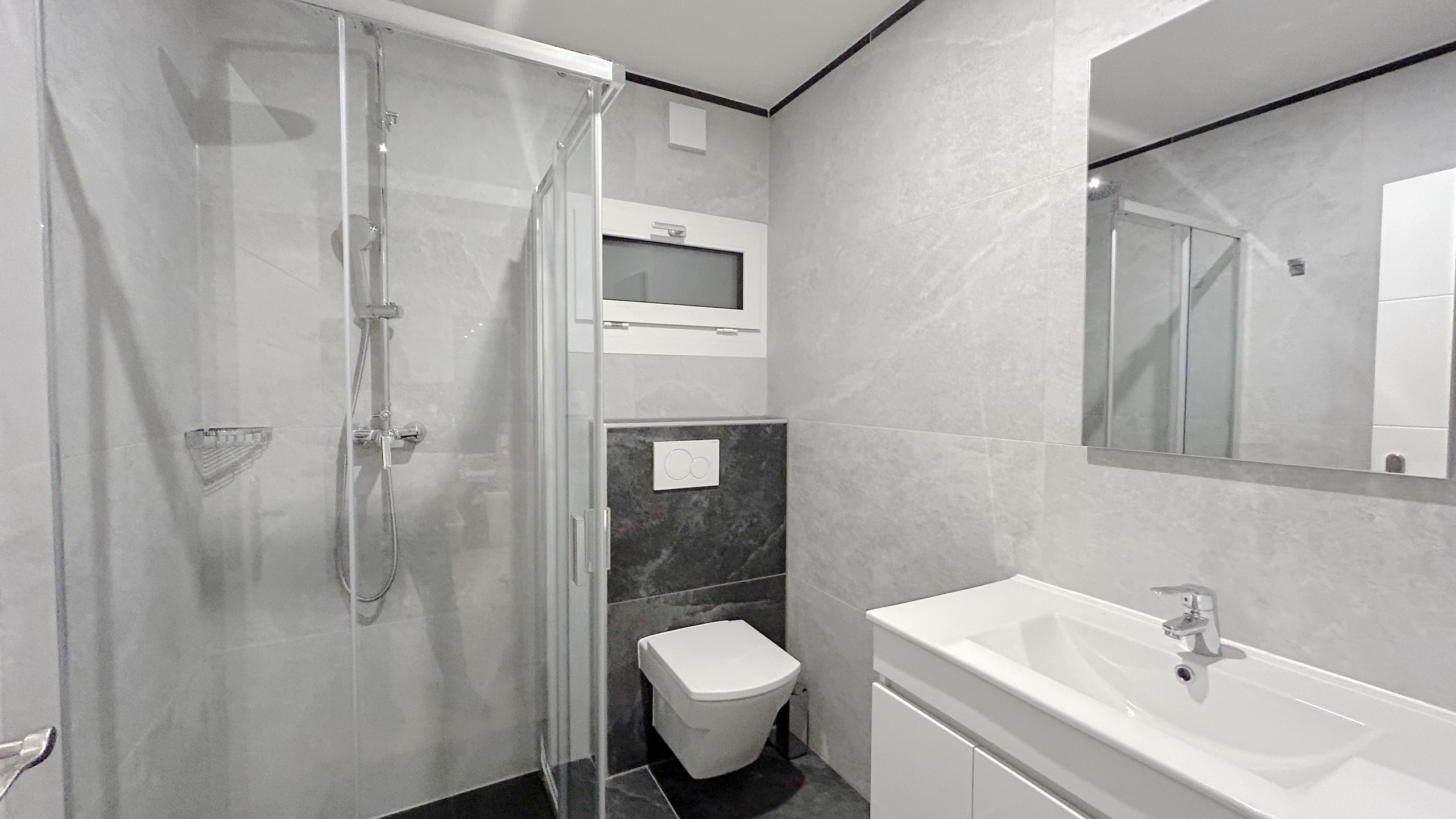 Salle de douche 3.5 pièces