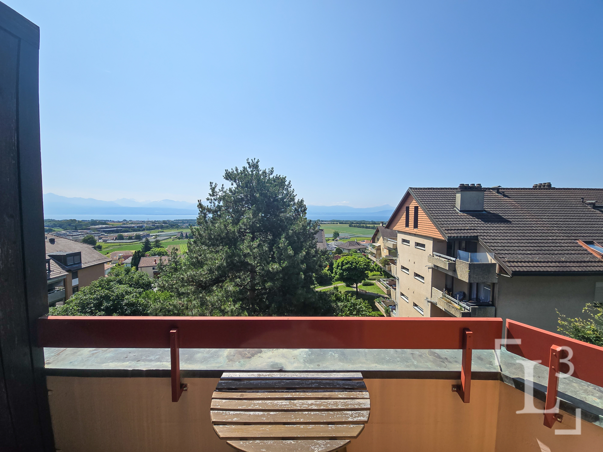 Balcon d'env. 4 m2 (Étage) Balcon d'env. 4 m2 (Étage)