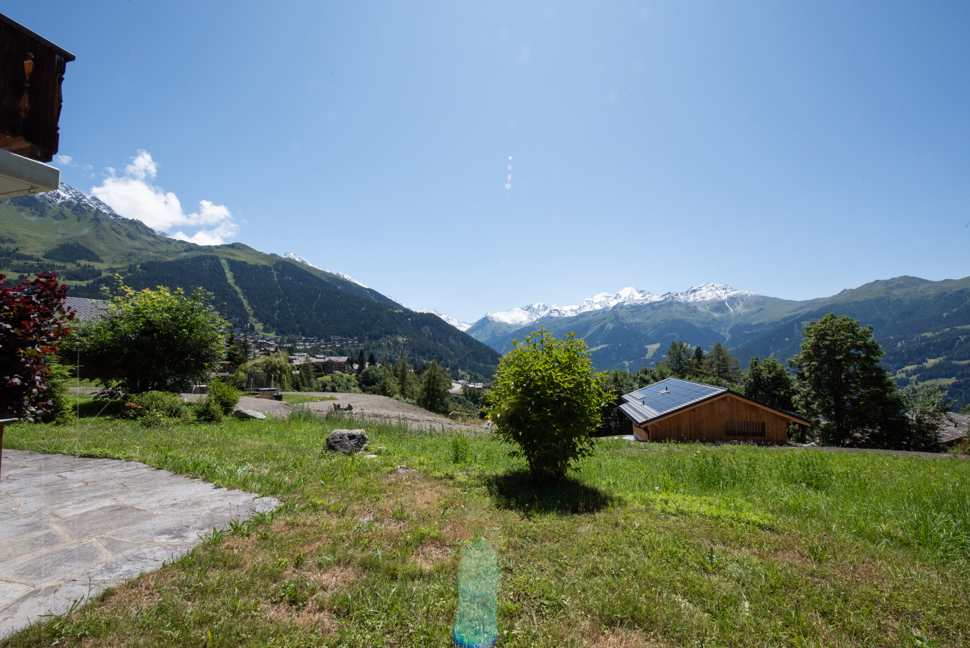 Photo 12