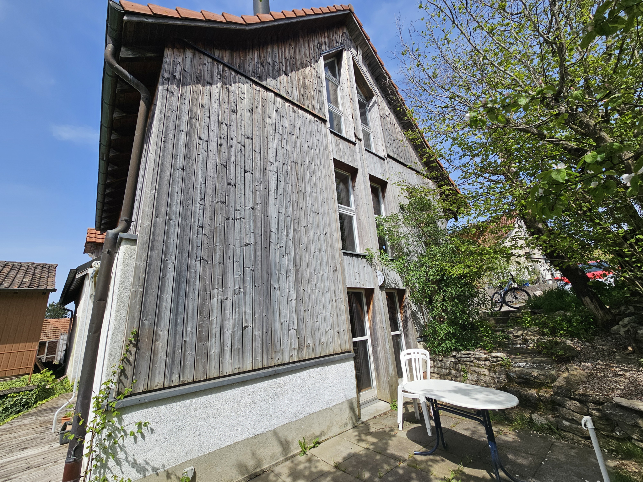 Photo 8