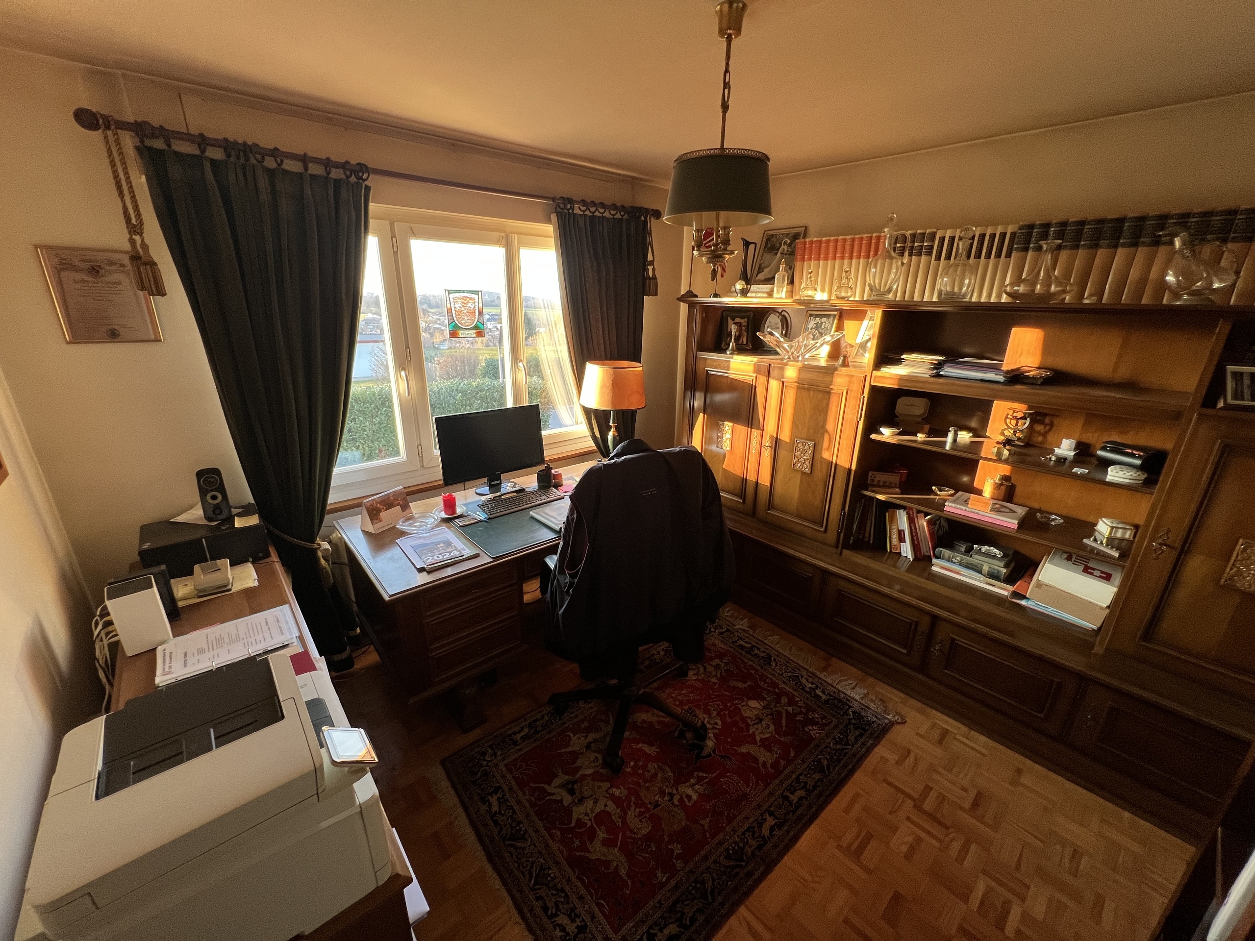 Bedroom/office Bedroom/office