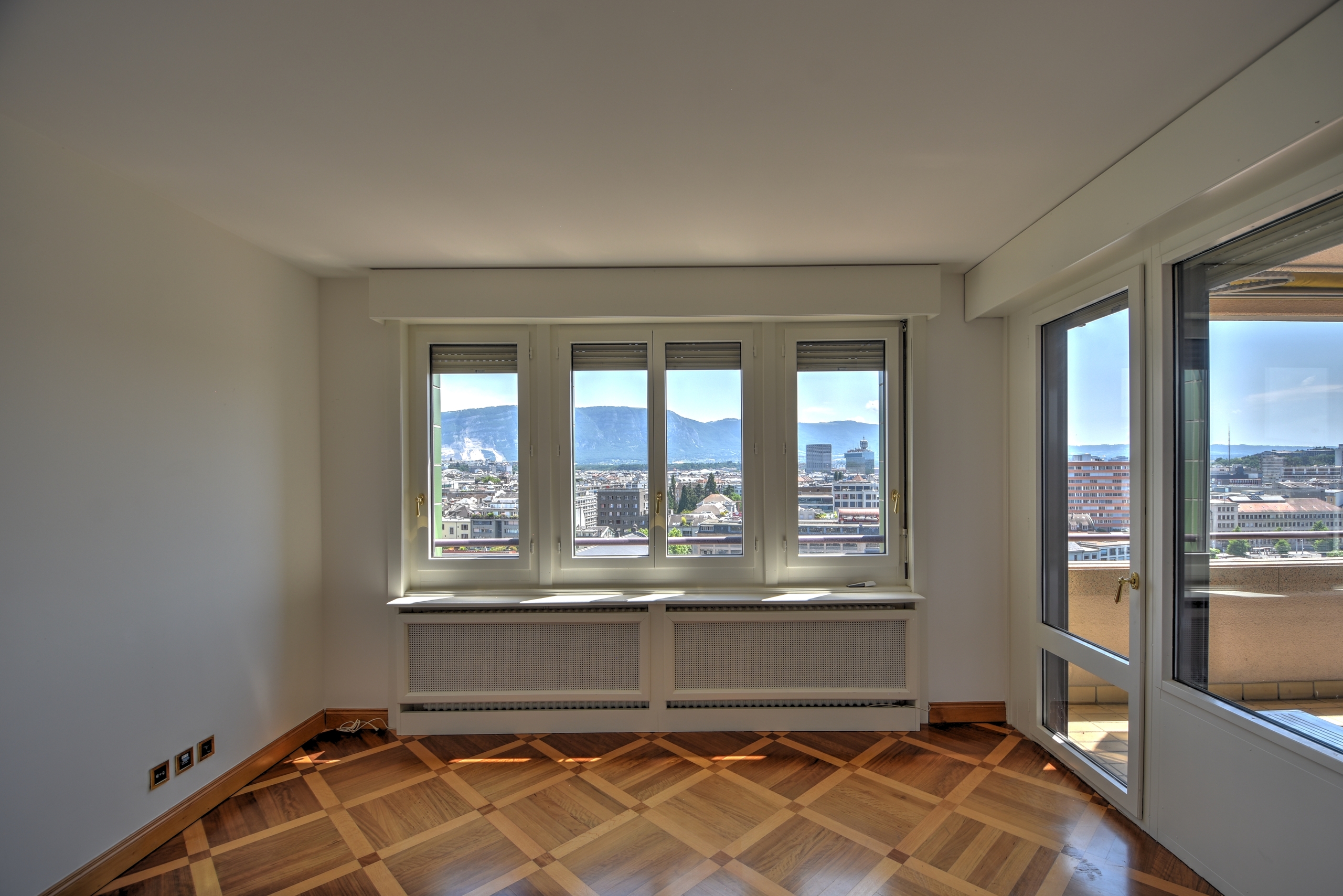 Interior view 5