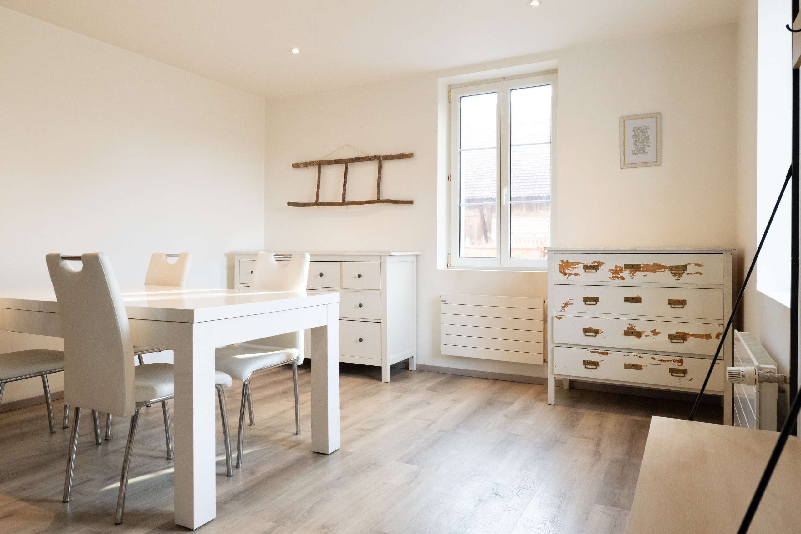 Coin à manger 4.5pces rez