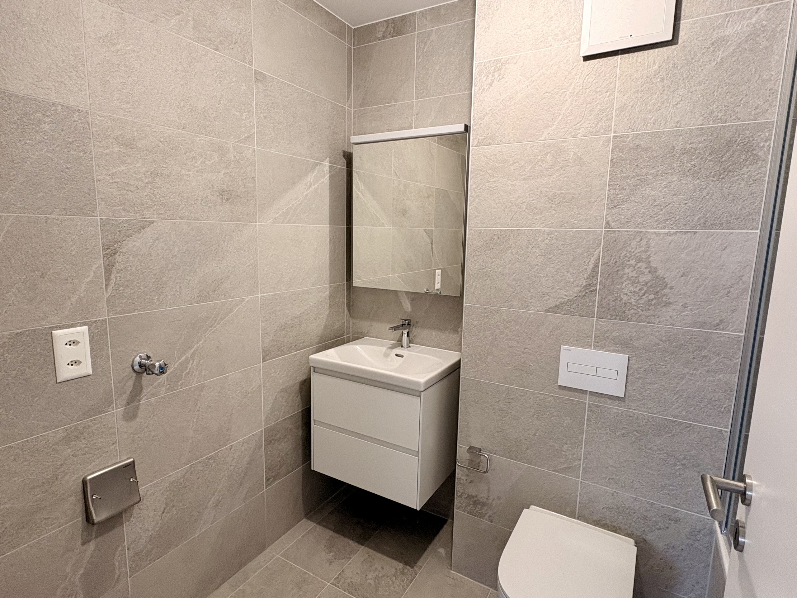 Interior view 7