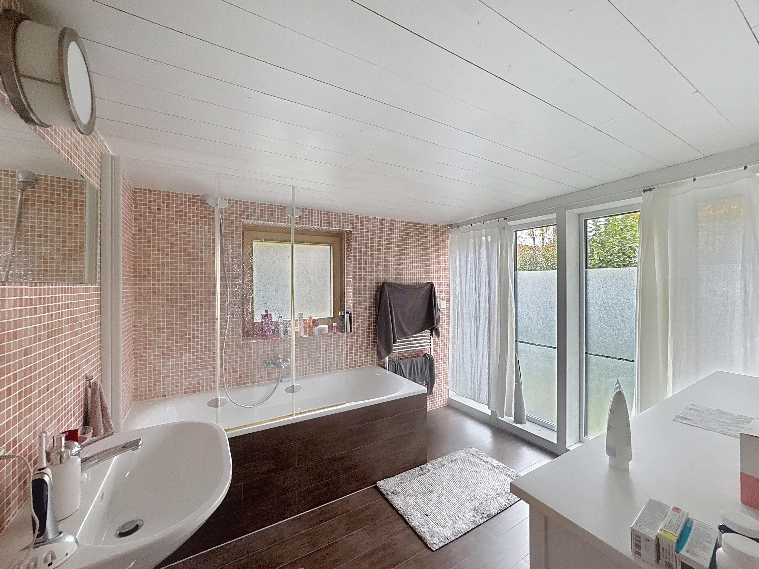 Interior view 4