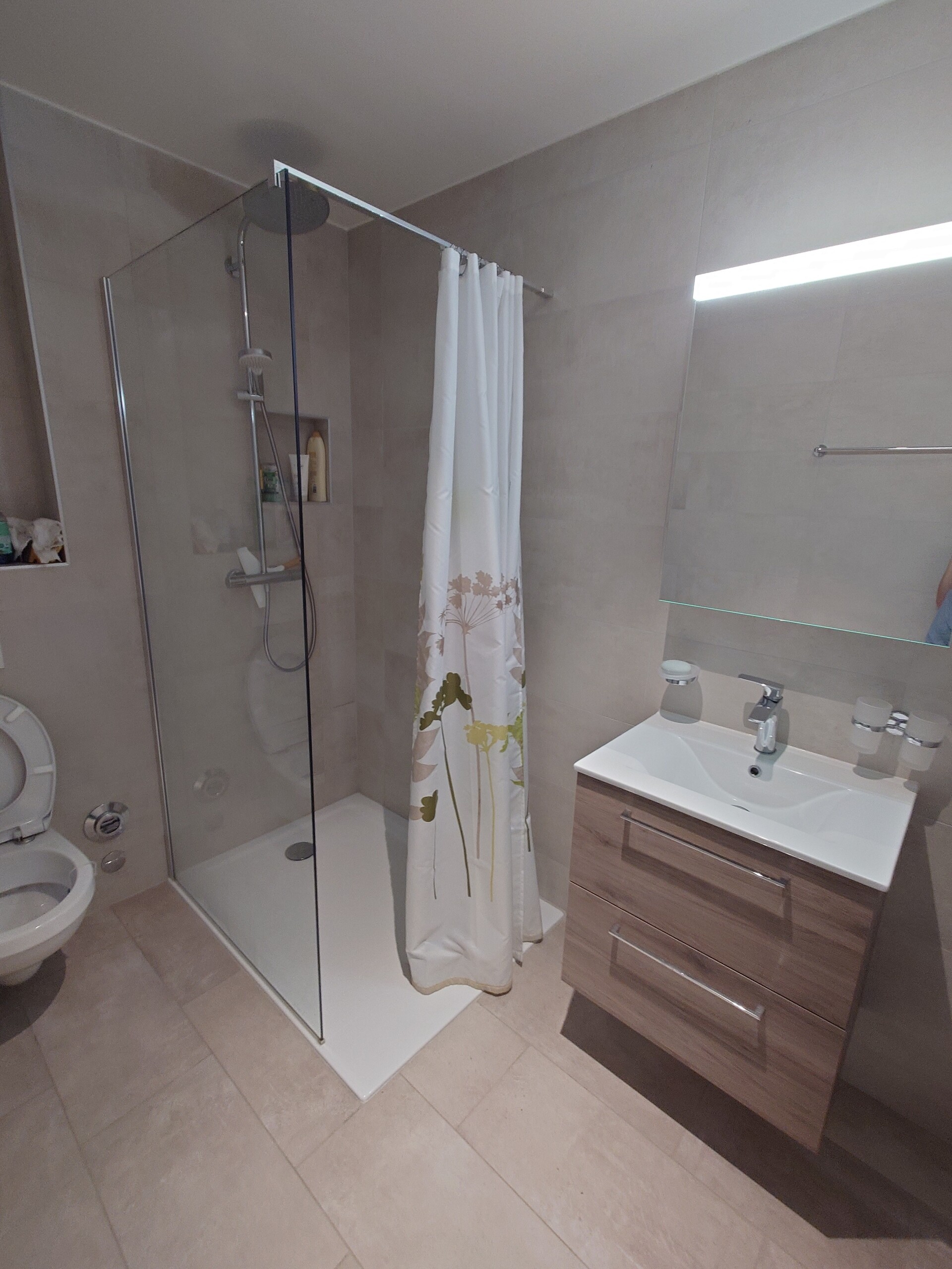 Interior view 6