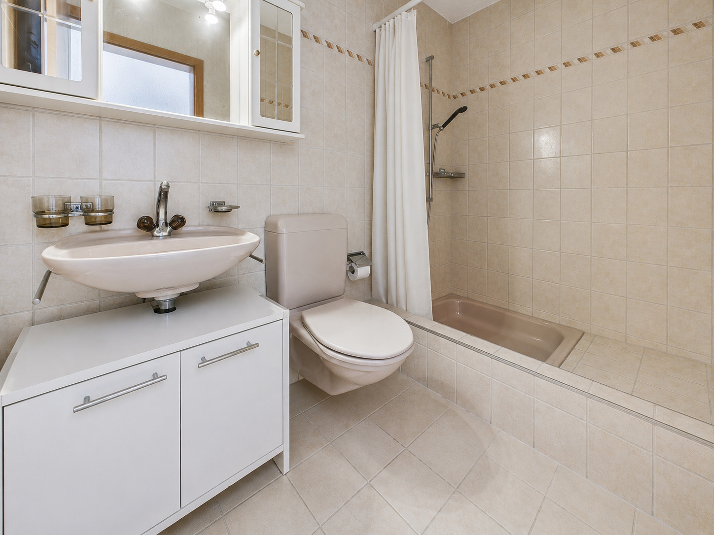 WC/DU EG