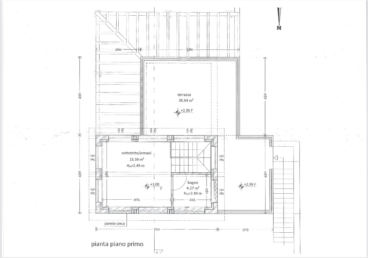 Erstes Stockwerk im Anbau Erstes Stockwerk im Anbau