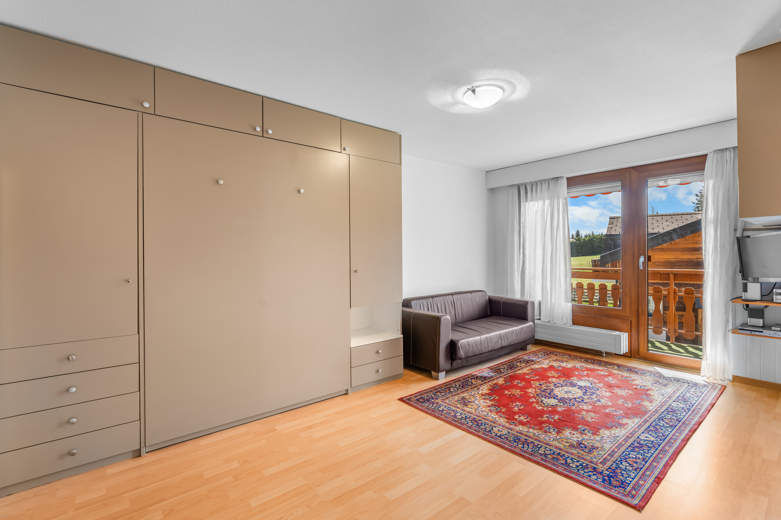 Interior view 2