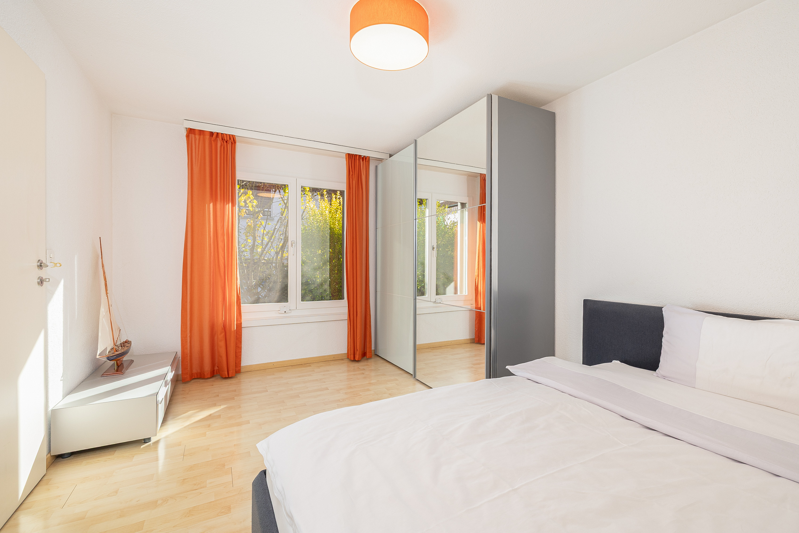 Zimmer 2 im Untergeschoss