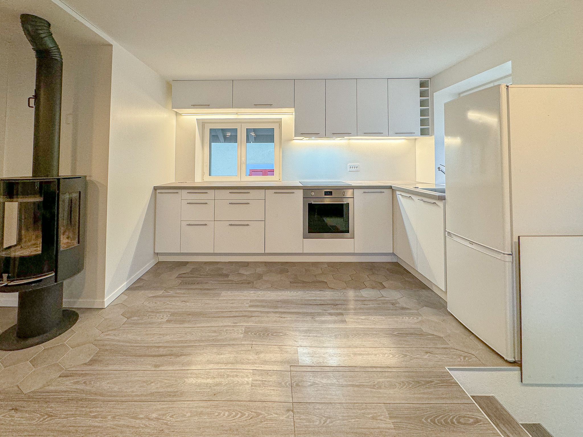 Logement - cuisine agencée ouverte Logement - cuisine agencée ouverte