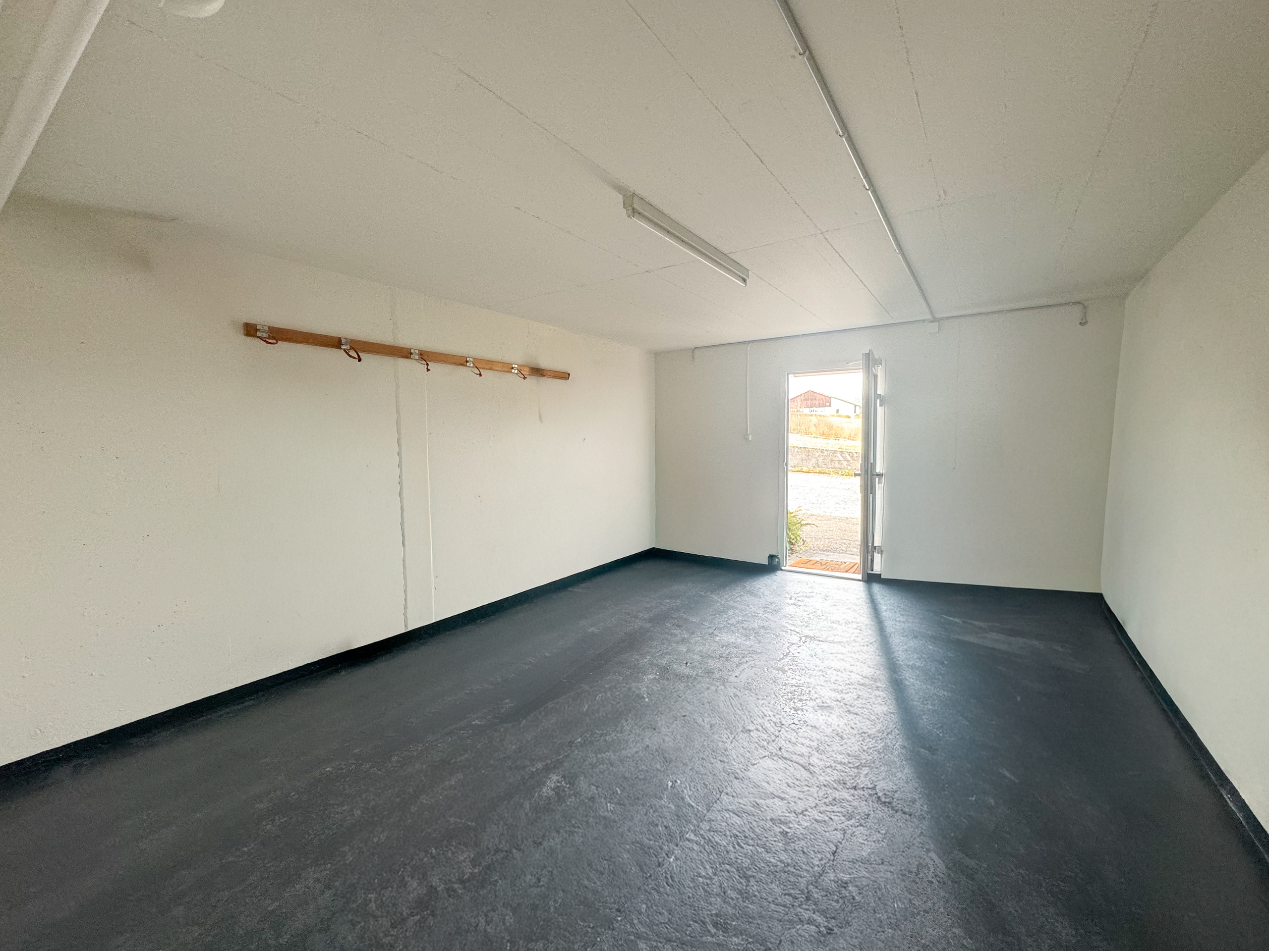 Interior view 6