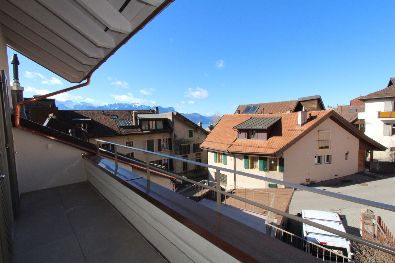 Balcon OUEST Balcon OUEST