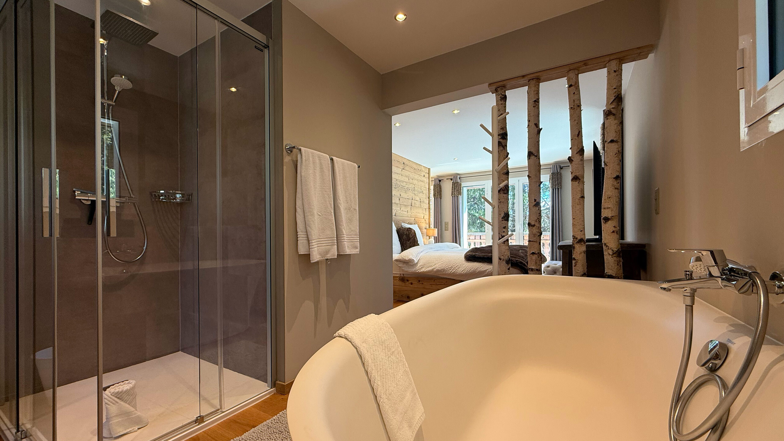 Bedroom 4 - Bathroom/shower (View 2)