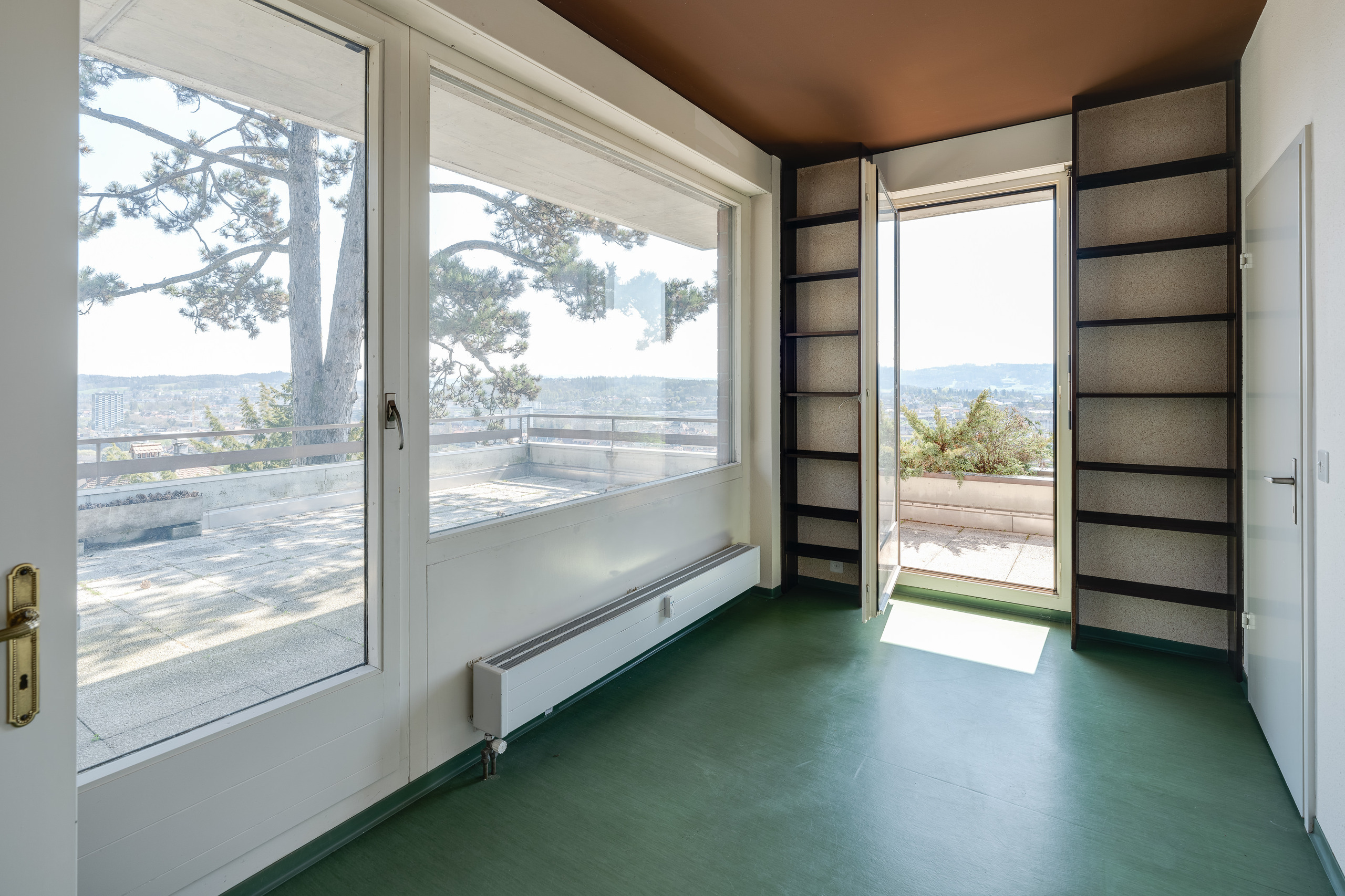 PETITE CHAMBRE APRÈS LA CHAMBRE VERTE PETITE CHAMBRE APRÈS LA CHAMBRE VERTE