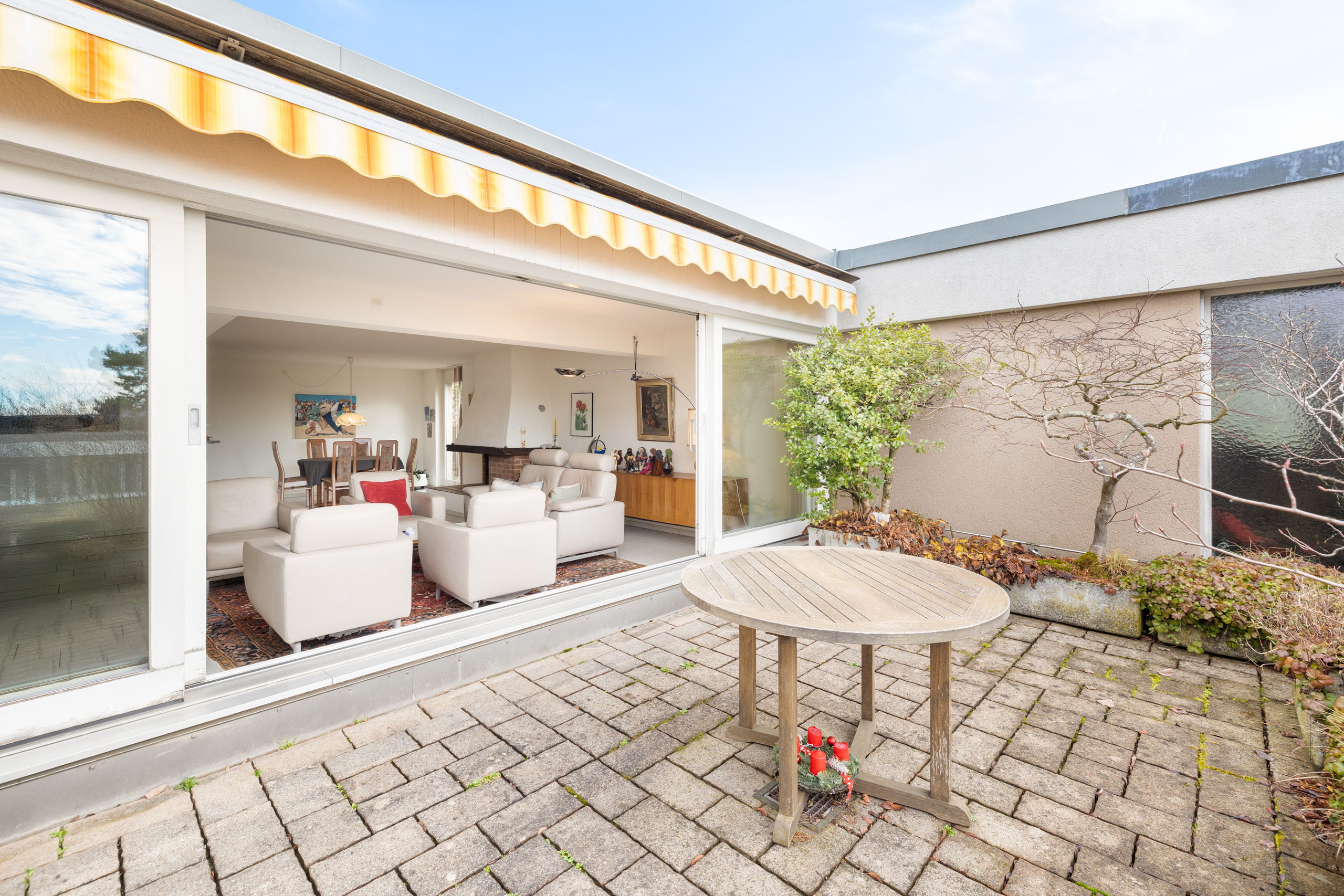 [!form_picture_exterior_big!]