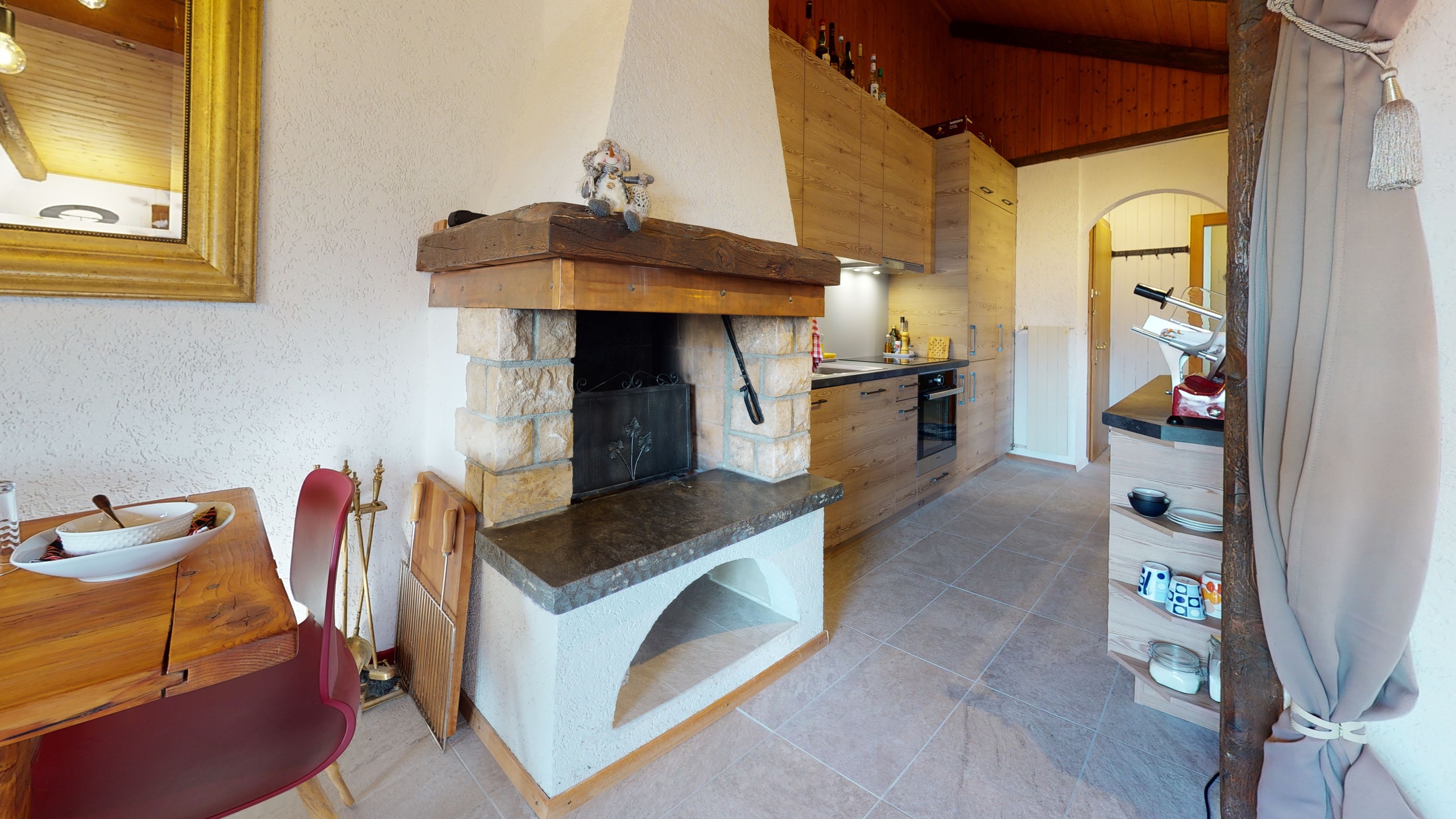 Photo 3