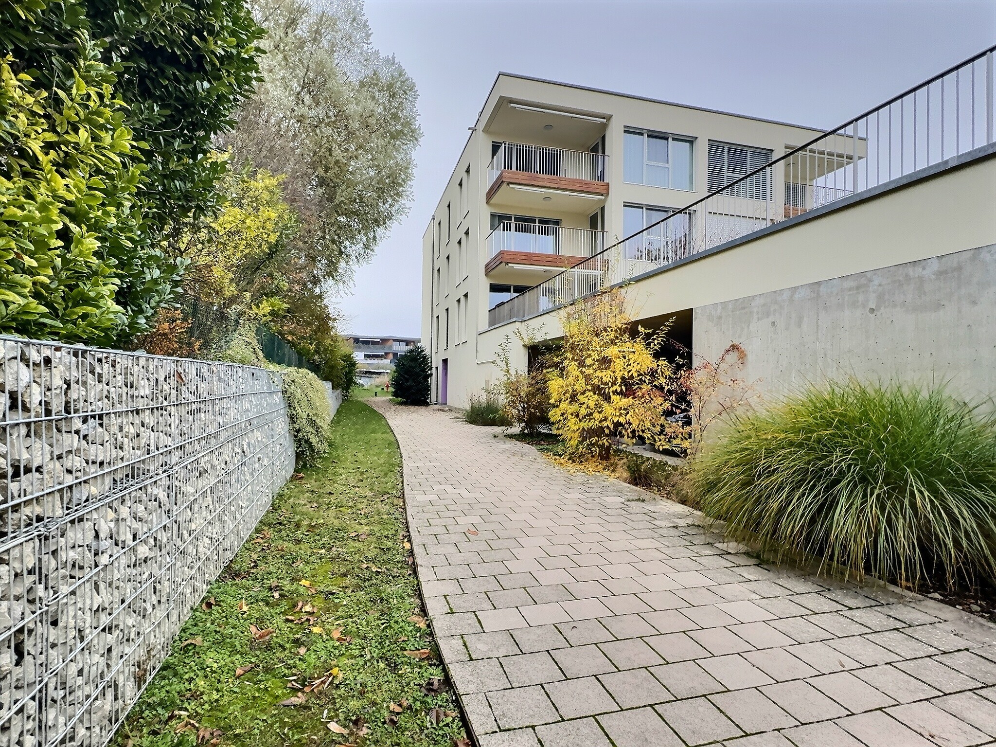 Accès immeuble / parking