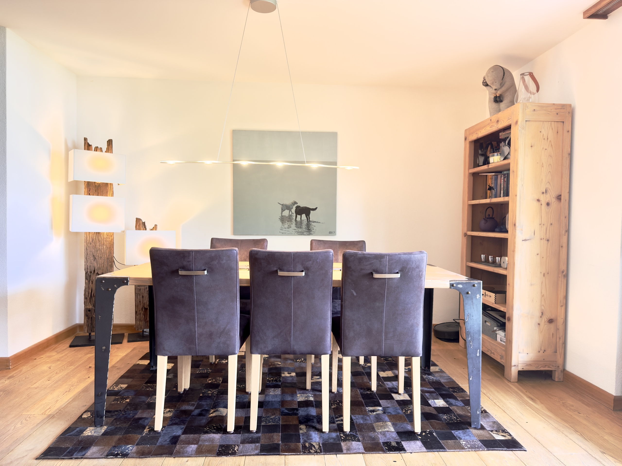 Interior view 5