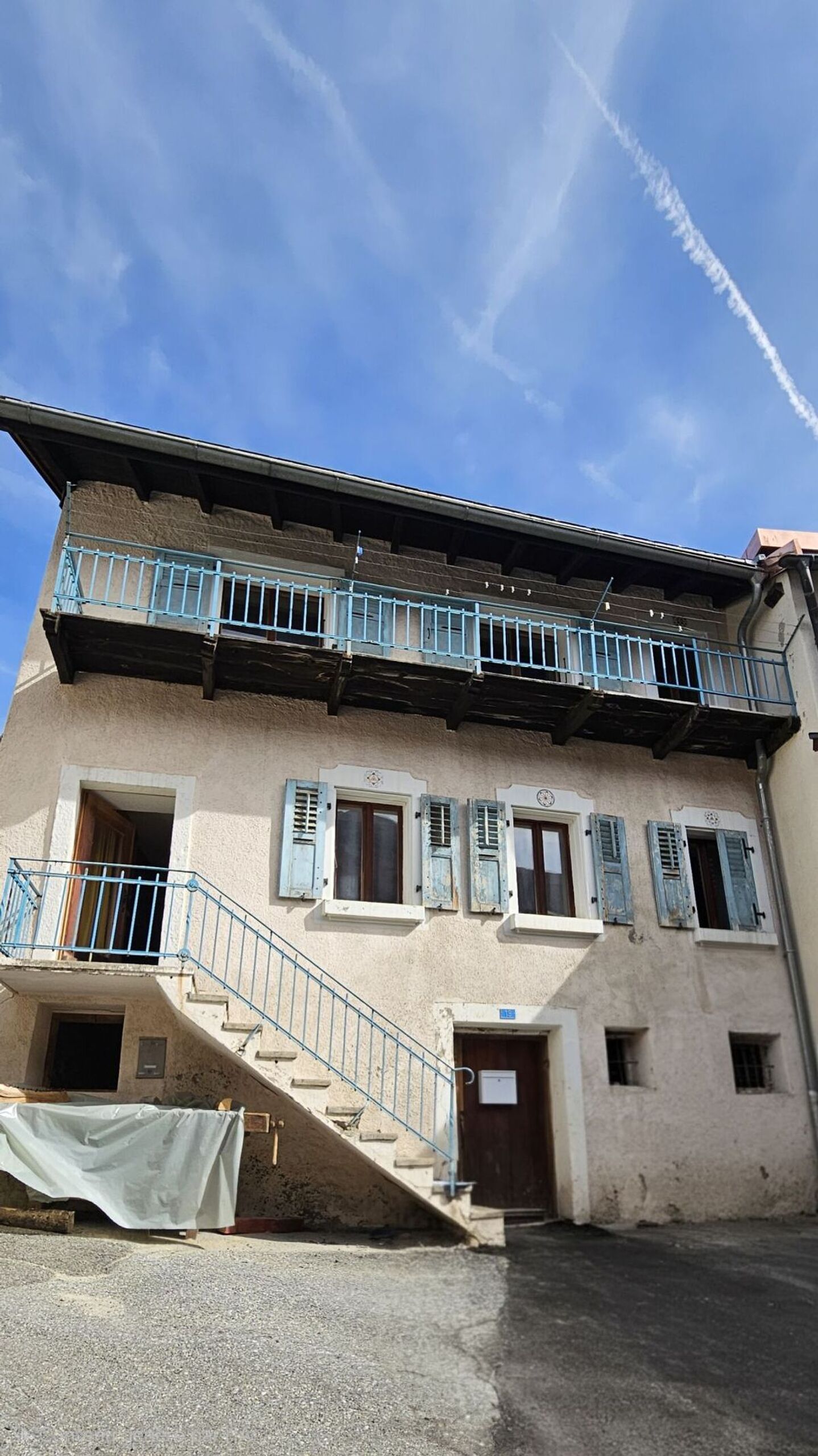 Firstview