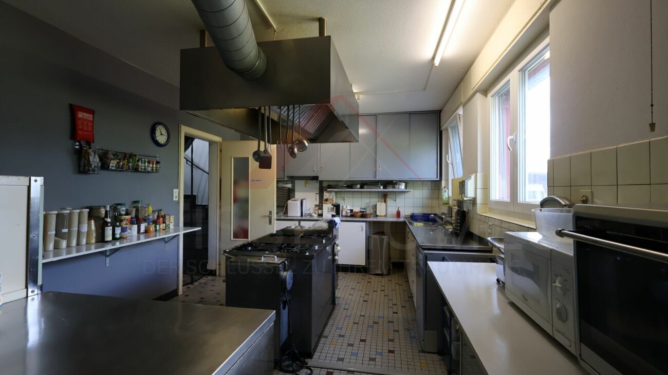 Vorratsraum / Reduit ? Réduit / cellier