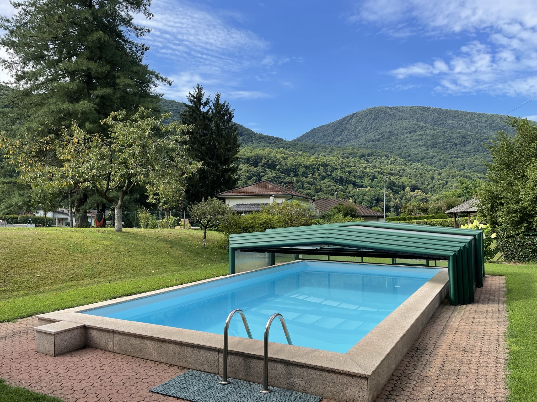 Piscina con copertura Piscina con copertura