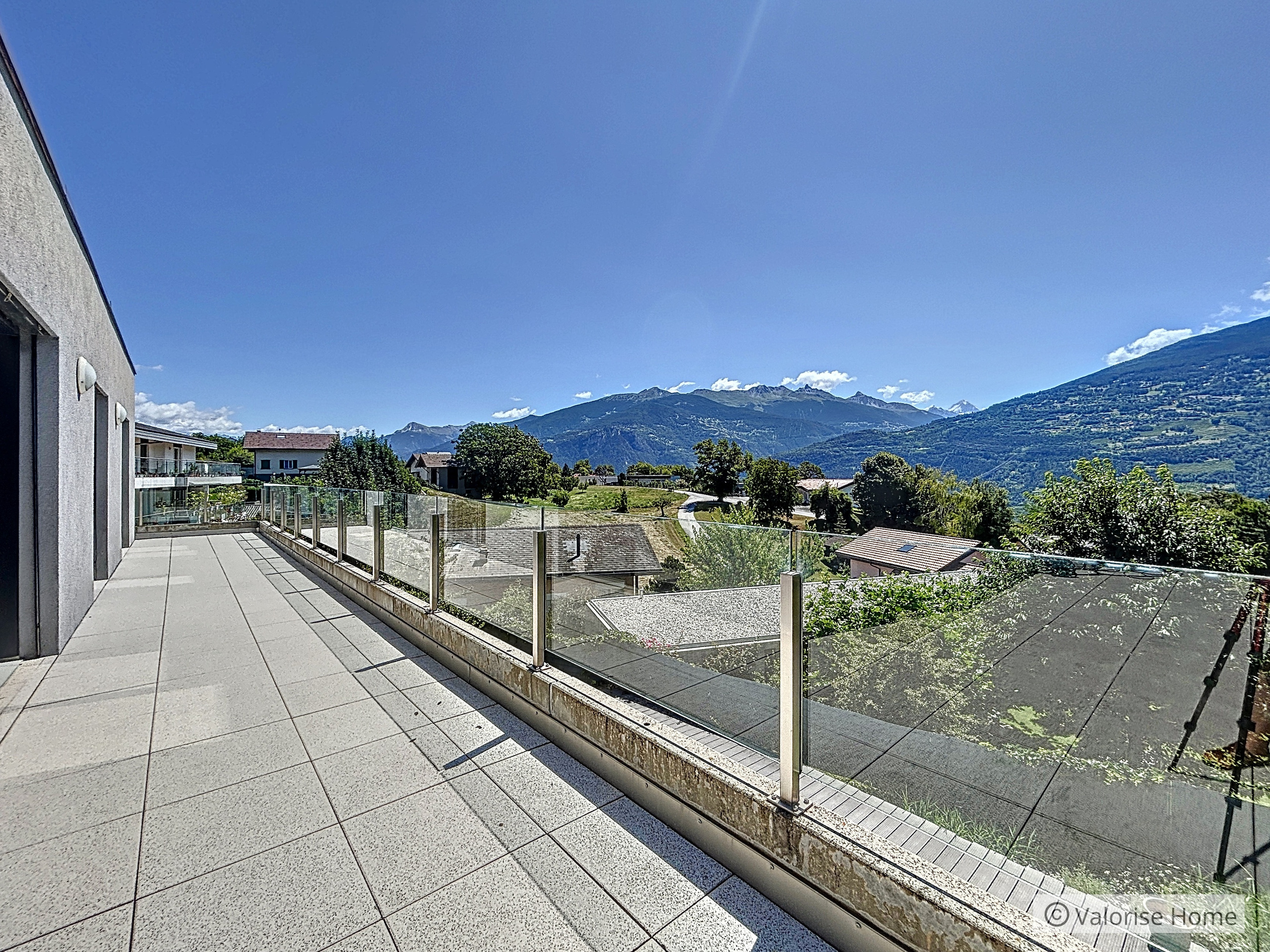 Balcon et panorama sud est