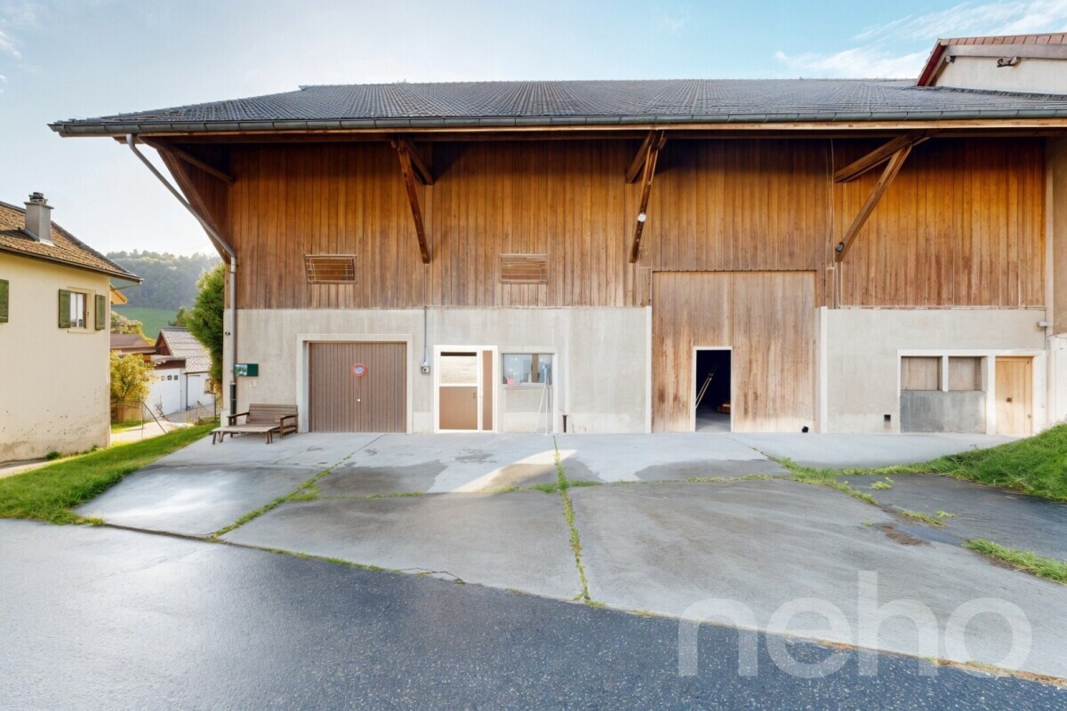 Photo 2