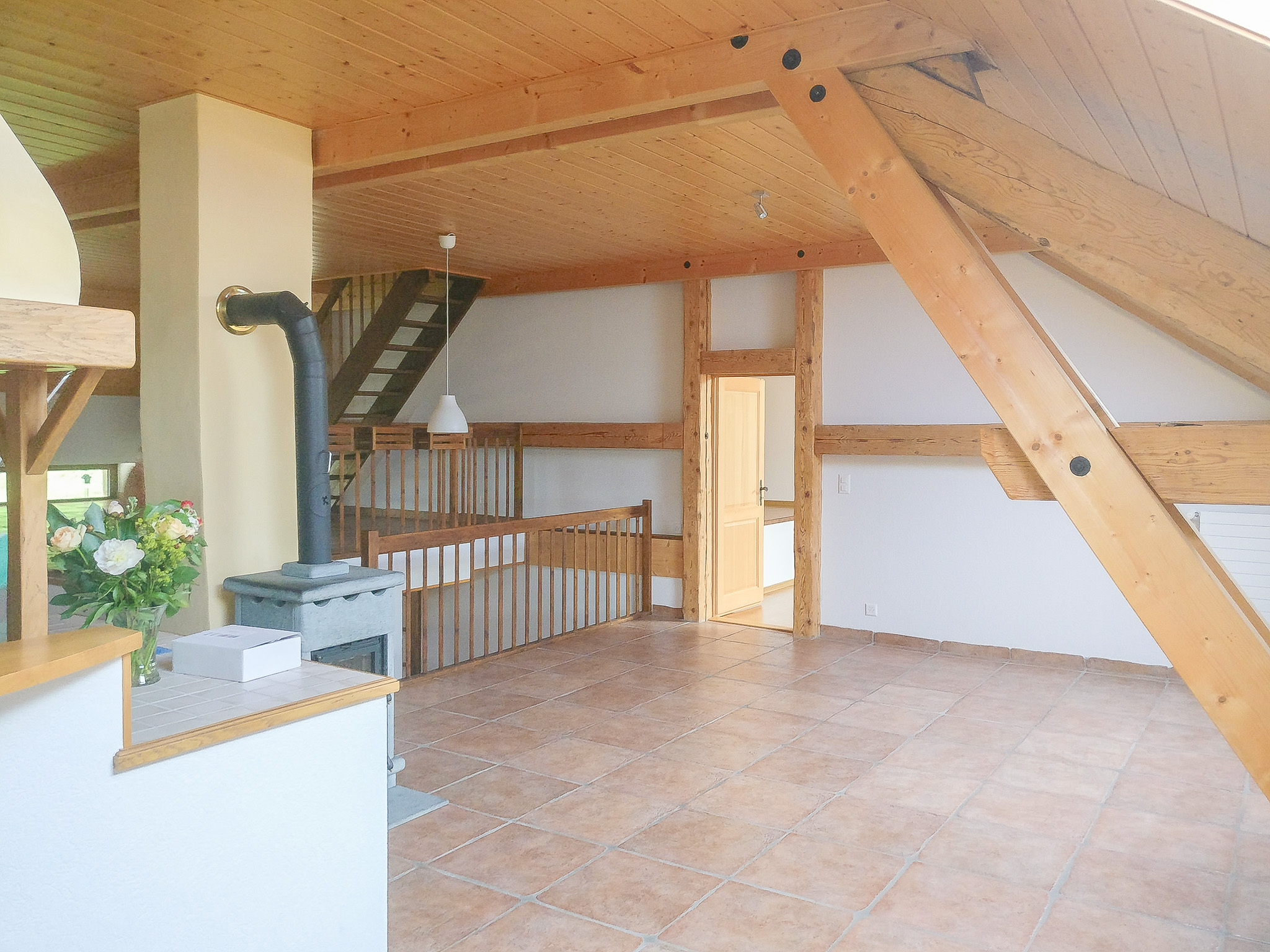 Appartement de 4.5 pces au 2ème étage - pièce à vivre