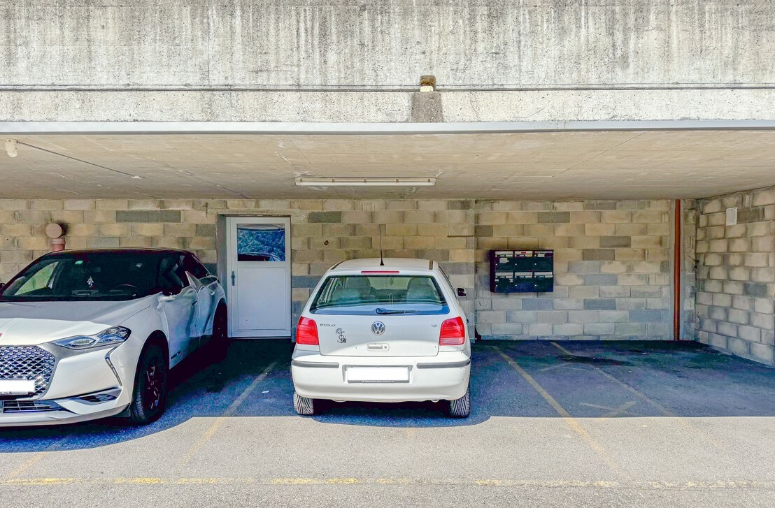 Place de parc couverte Place de parc couverte