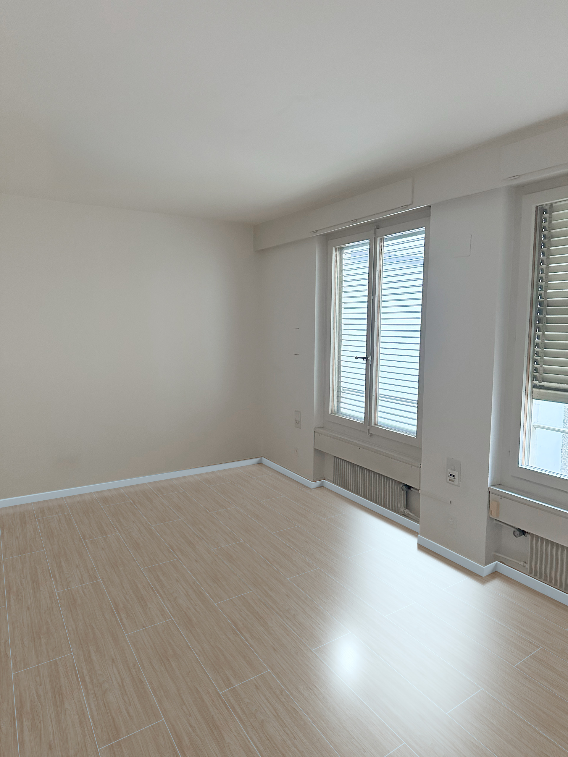 Interior view 8
