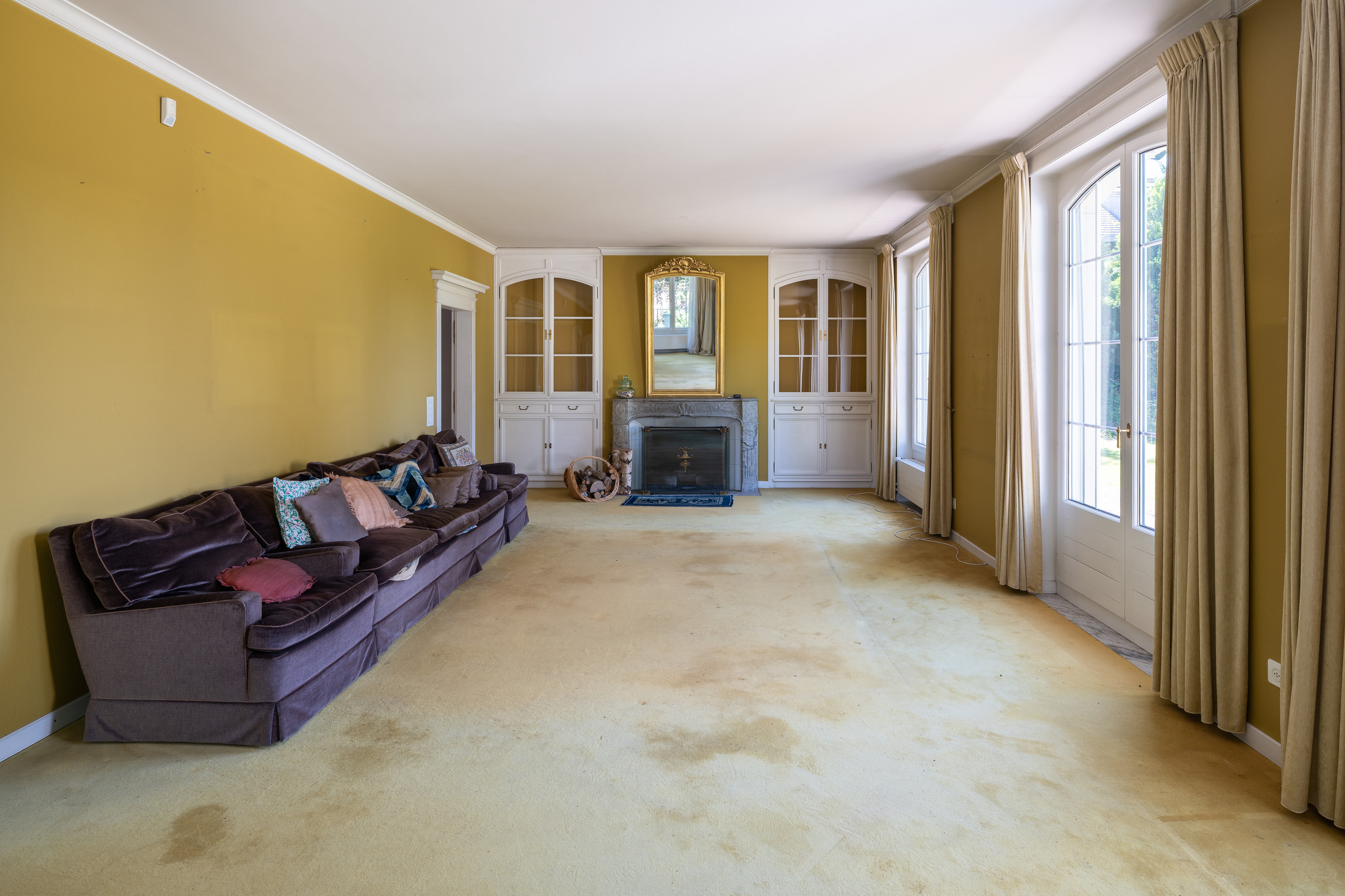 Interior view 2