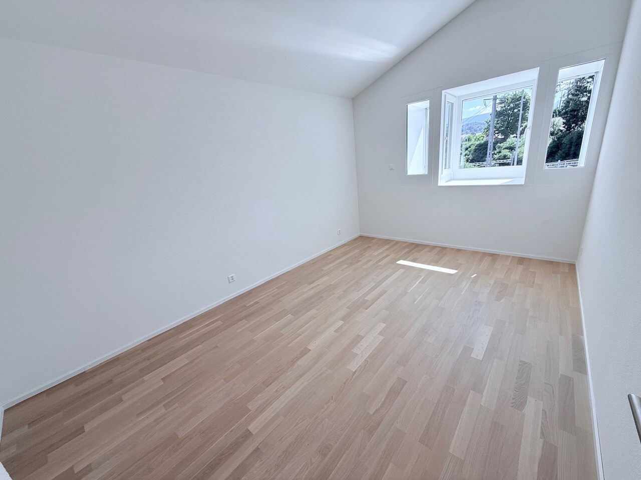 Interior view 4