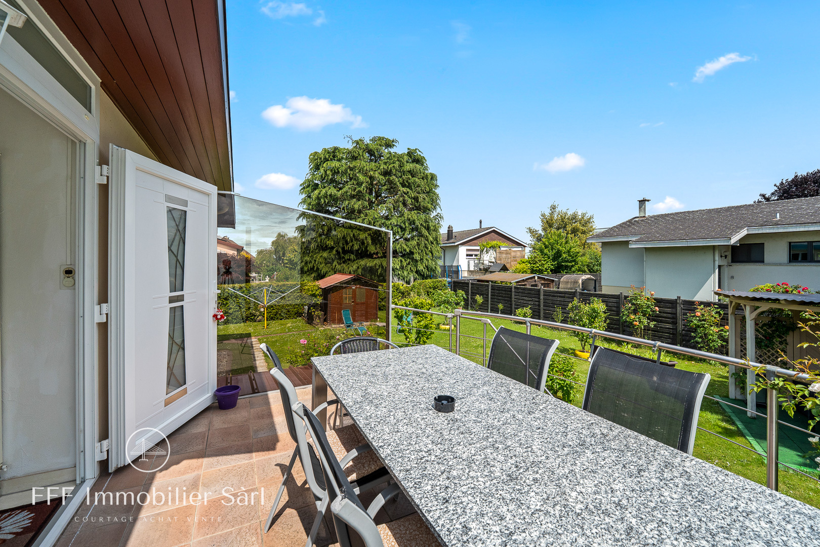 Terrasse rez-sup. Terrasse rez-sup.