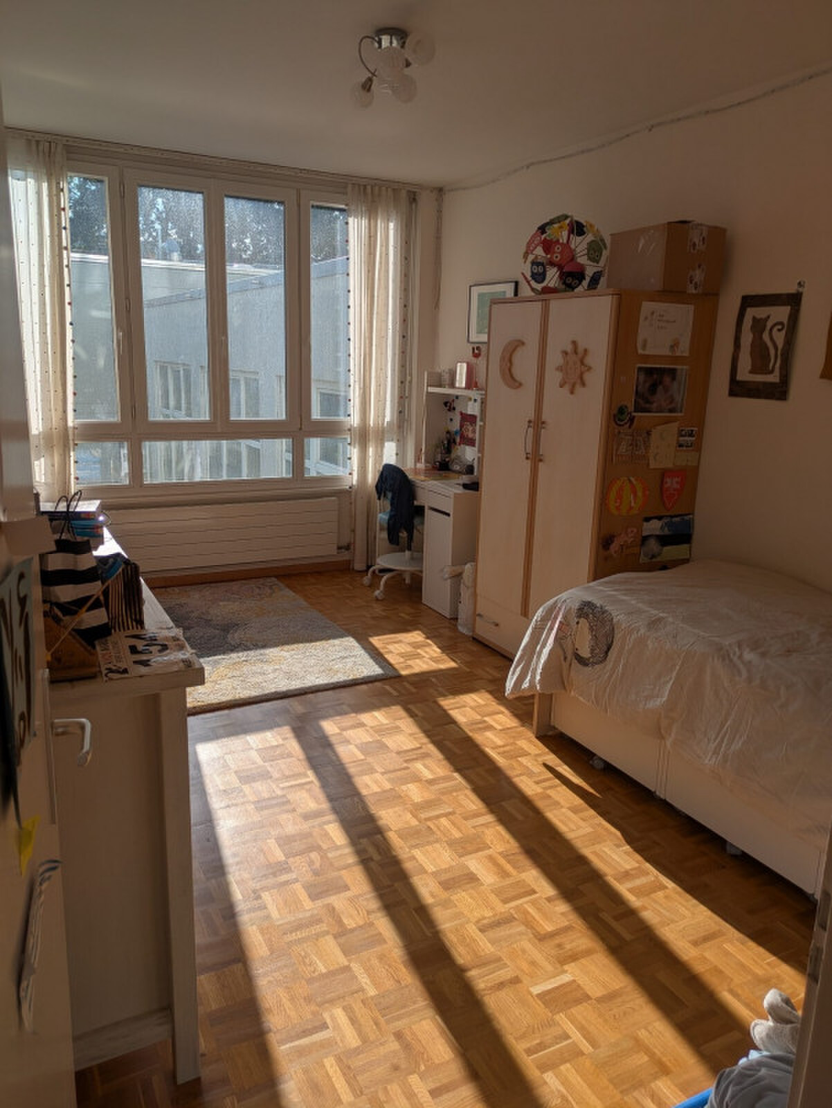 Photo 1