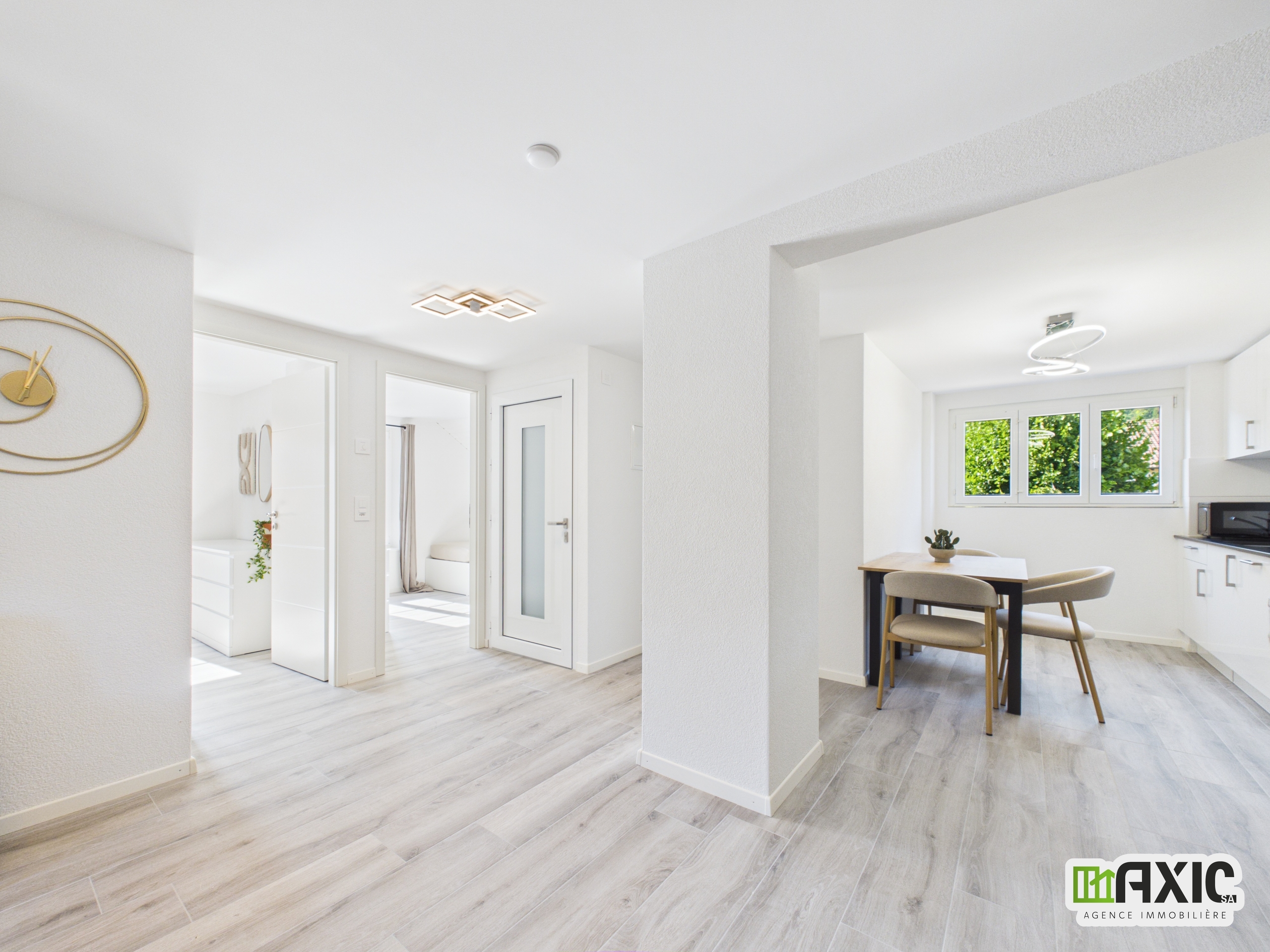 Interior view 7