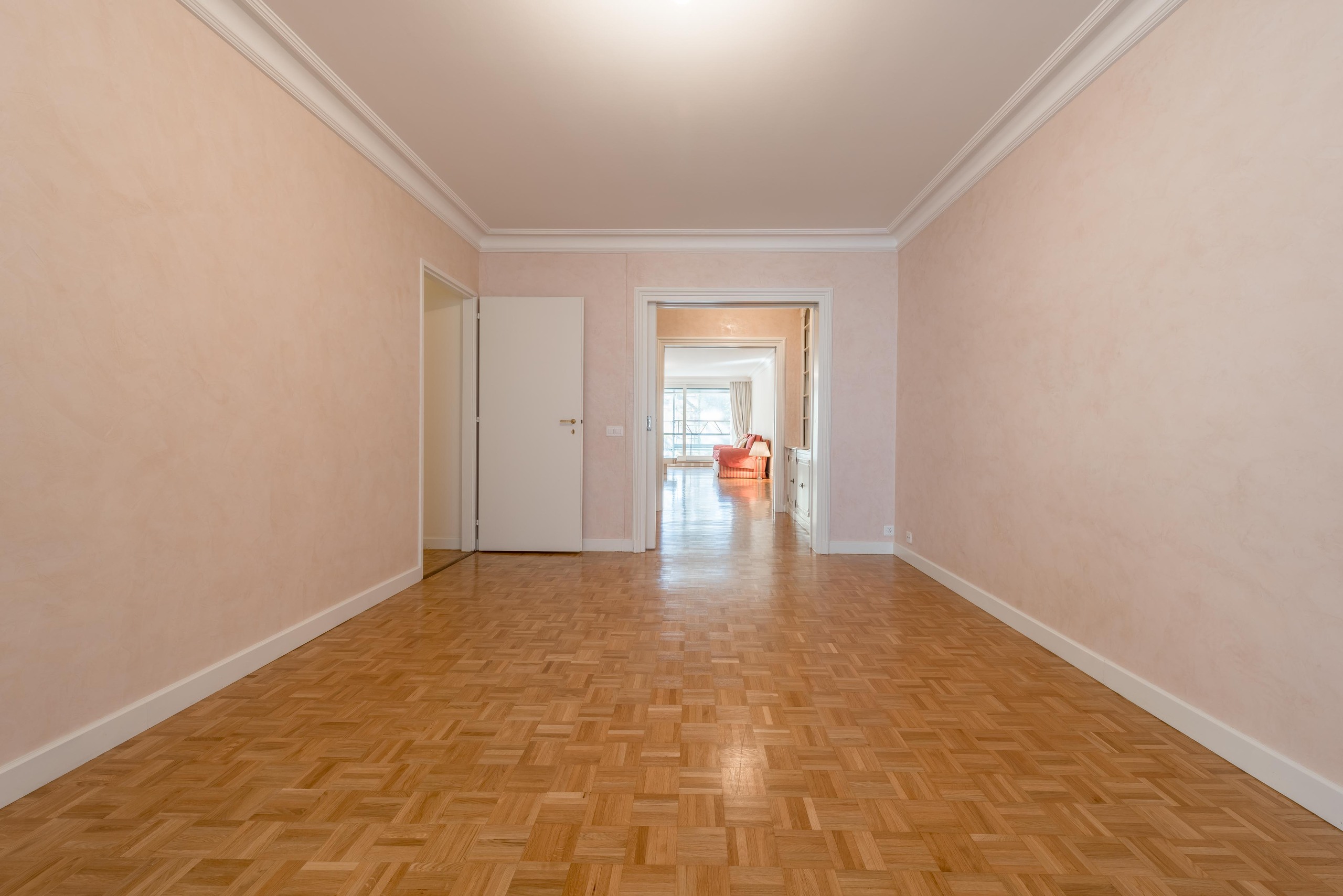 Interior view 4