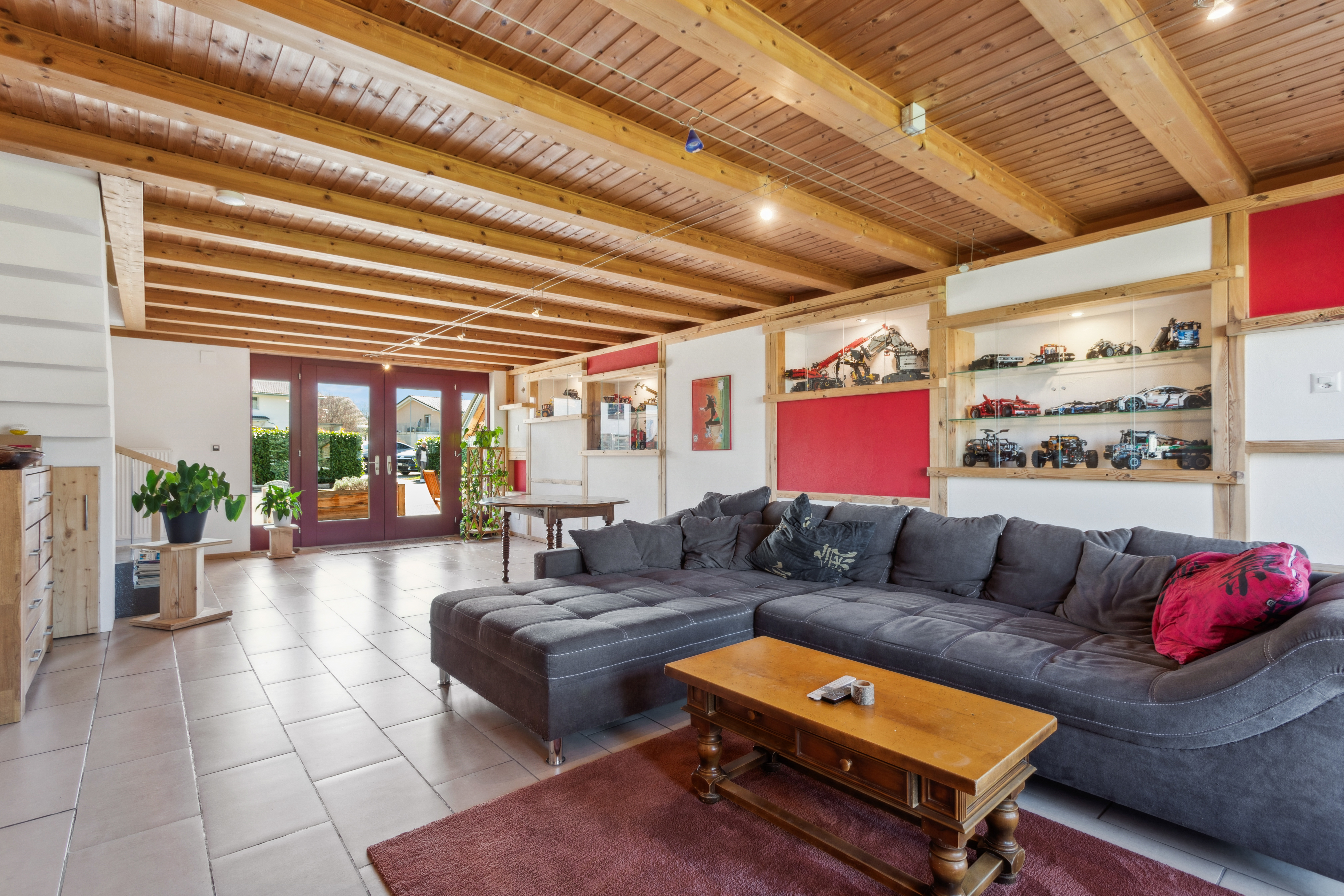 Séjour avec accès sur la terrasse et le jardin Séjour avec accès sur la terrasse et le jardin